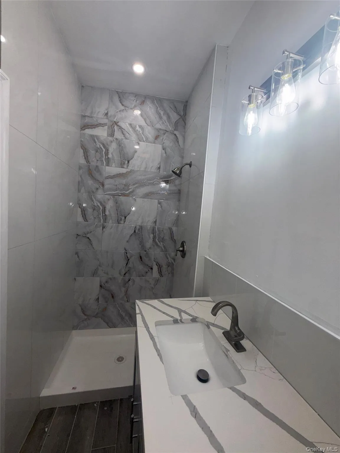 324 Eldert Street, New York, NY, 1 Bedroom Bedrooms, 4 Rooms Rooms,1 BathroomBathrooms,Residential Lease,For Rent,Eldert,0,1014686 324 Eldert Street, New York, NY, 1 Bedroom Bedrooms, 4 Rooms Rooms,1 BathroomBathrooms,Residential Lease,For Rent,Eldert,0,1014686