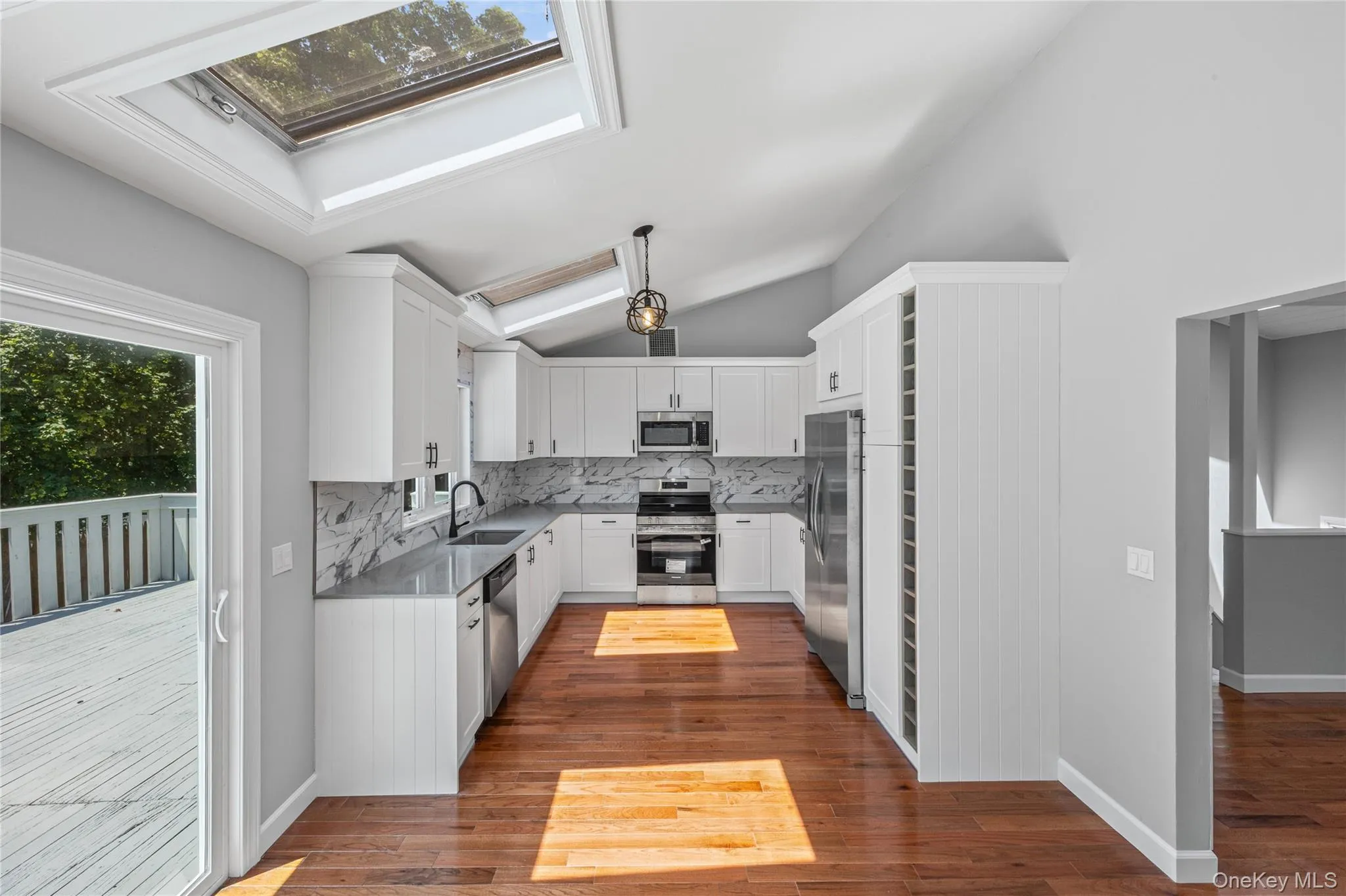 34 John Street, Brookhaven, NY, 4 Bedrooms Bedrooms, 8 Rooms Rooms,3 BathroomsBathrooms,Residential,For Rent,John,0,1014690 34 John Street, Brookhaven, NY, 4 Bedrooms Bedrooms, 8 Rooms Rooms,3 BathroomsBathrooms,Residential,For Rent,John,0,1014690