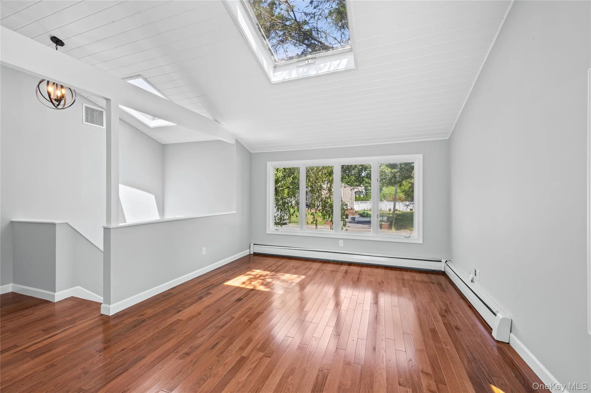 34 John Street, Brookhaven, NY, 4 Bedrooms Bedrooms, 8 Rooms Rooms,3 BathroomsBathrooms,Residential,For Rent,John,0,1014690 34 John Street, Brookhaven, NY, 4 Bedrooms Bedrooms, 8 Rooms Rooms,3 BathroomsBathrooms,Residential,For Rent,John,0,1014690