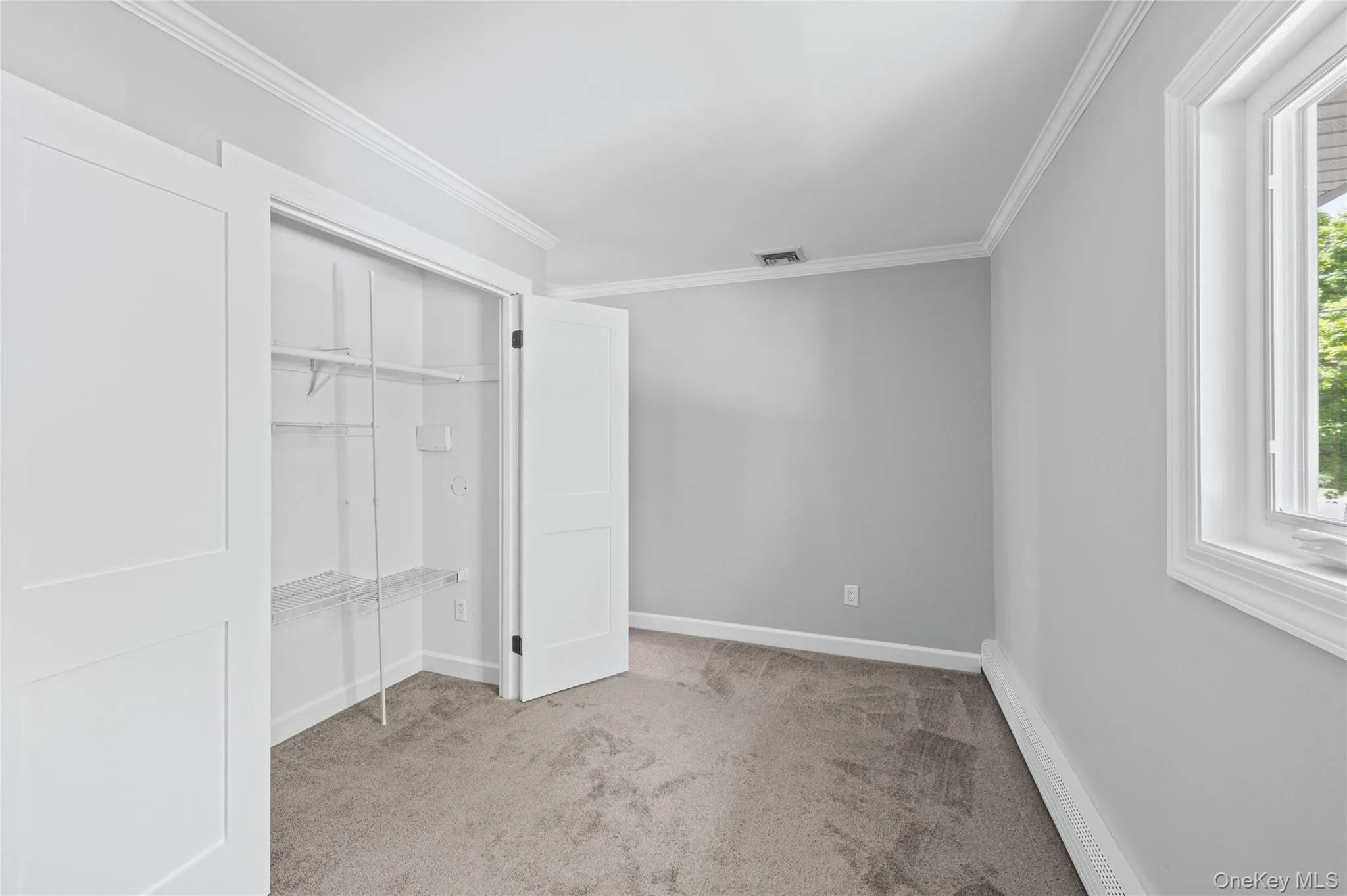 34 John Street, Brookhaven, NY, 4 Bedrooms Bedrooms, 8 Rooms Rooms,3 BathroomsBathrooms,Residential,For Rent,John,0,1014690 34 John Street, Brookhaven, NY, 4 Bedrooms Bedrooms, 8 Rooms Rooms,3 BathroomsBathrooms,Residential,For Rent,John,0,1014690
