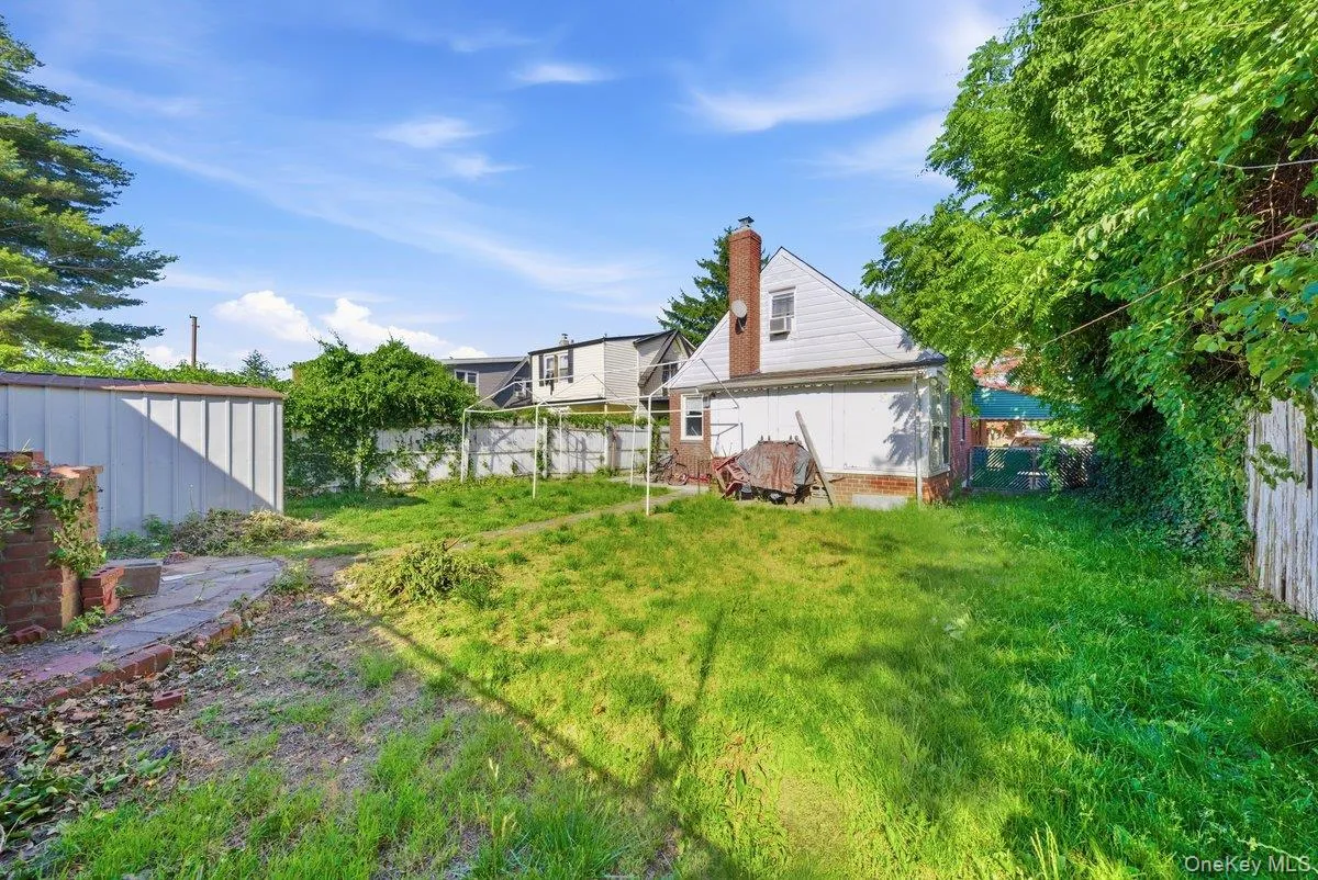 13170 221st Street, New York, NY, 4 Bedrooms Bedrooms, 11 Rooms Rooms,2 BathroomsBathrooms,Residential,For Rent,221st,0,KEY1014691 13170 221st Street, New York, NY, 4 Bedrooms Bedrooms, 11 Rooms Rooms,2 BathroomsBathrooms,Residential,For Rent,221st,0,KEY1014691
