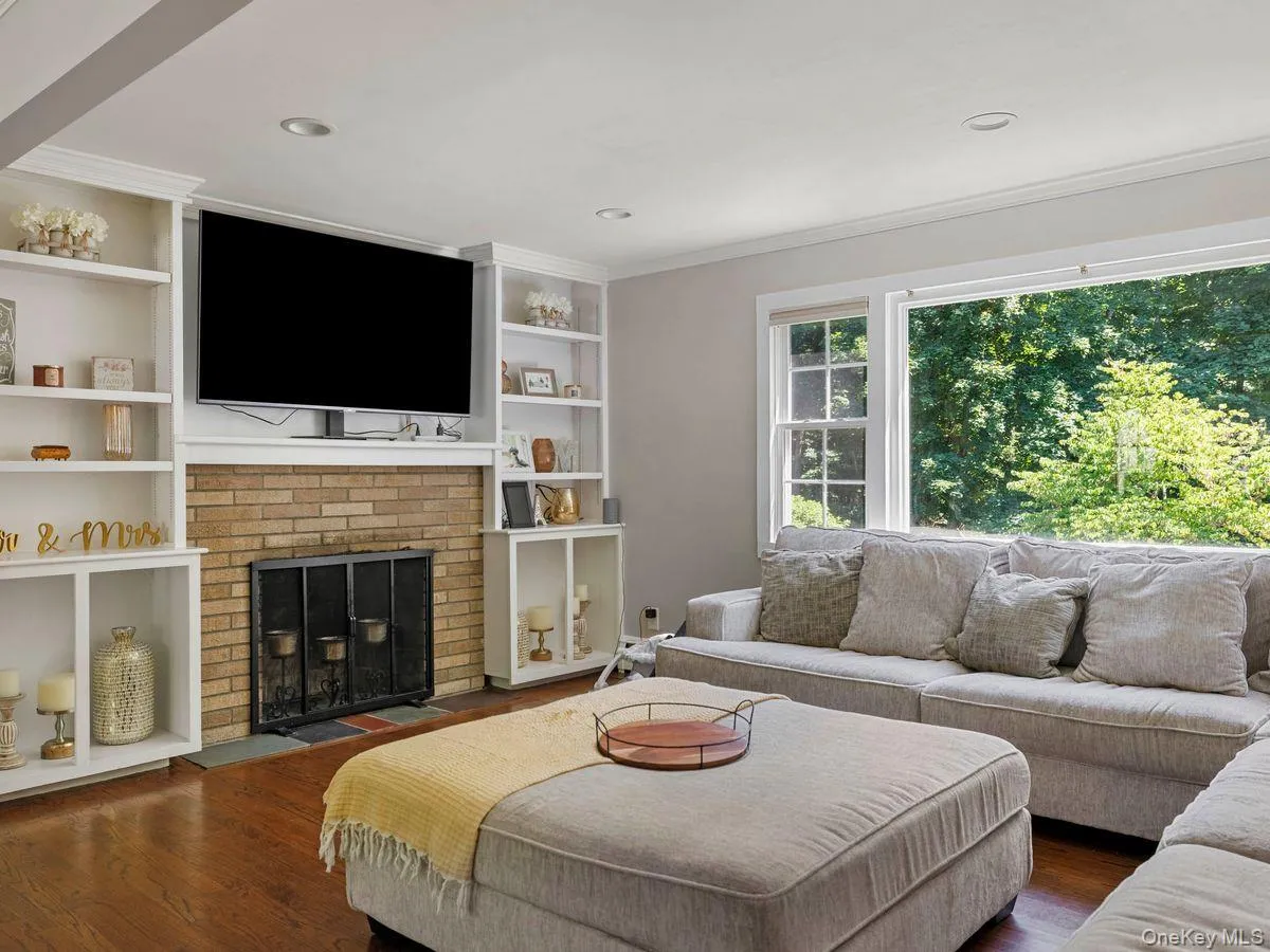 5 Santa Anna Drive, Poughkeepsie, NY, 4 Bedrooms Bedrooms, 7 Rooms Rooms,2 BathroomsBathrooms,Residential,For Rent,Santa Anna,0,1014692 5 Santa Anna Drive, Poughkeepsie, NY, 4 Bedrooms Bedrooms, 7 Rooms Rooms,2 BathroomsBathrooms,Residential,For Rent,Santa Anna,0,1014692