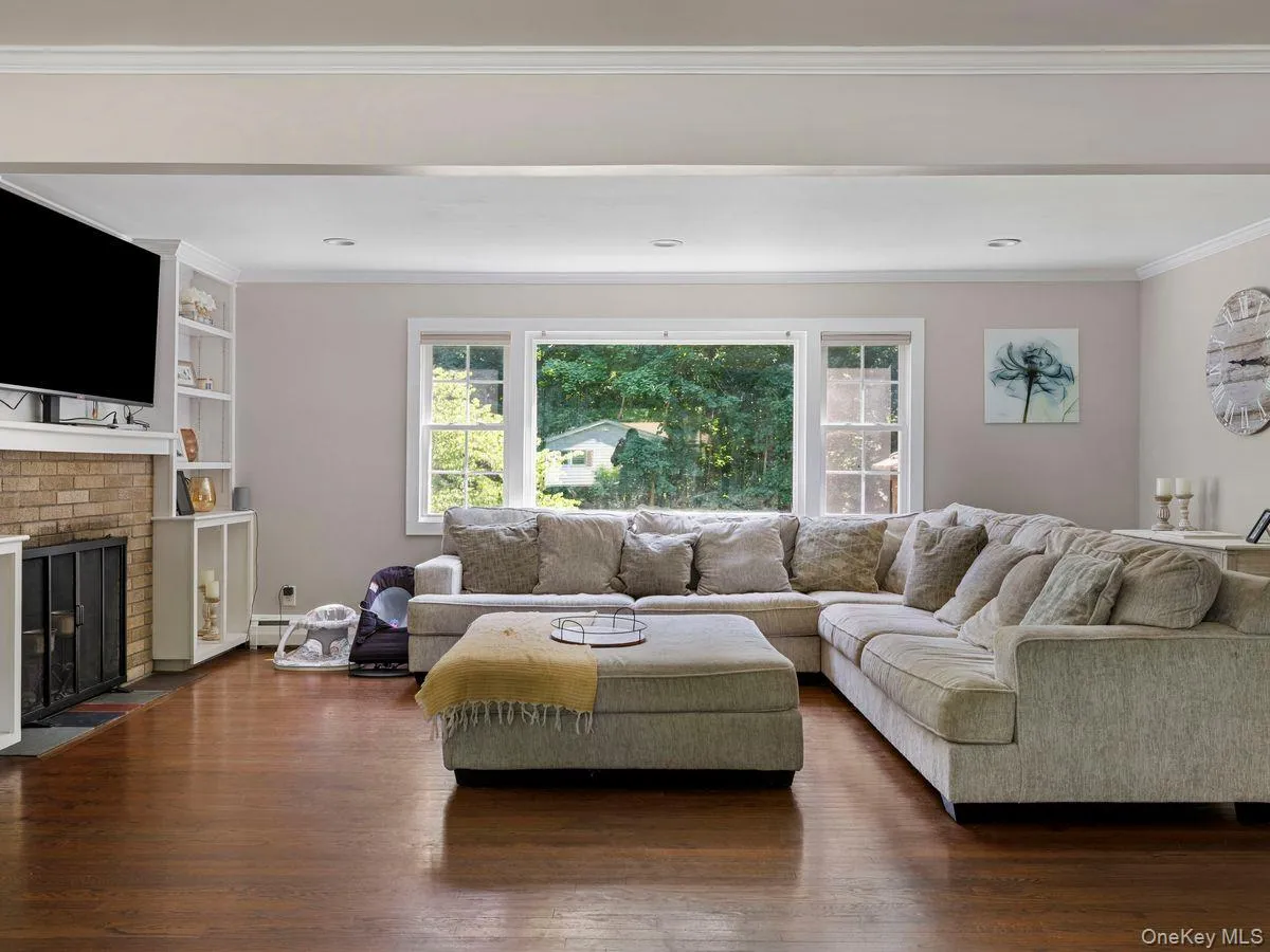 5 Santa Anna Drive, Poughkeepsie, NY, 4 Bedrooms Bedrooms, 7 Rooms Rooms,2 BathroomsBathrooms,Residential,For Rent,Santa Anna,0,1014692 5 Santa Anna Drive, Poughkeepsie, NY, 4 Bedrooms Bedrooms, 7 Rooms Rooms,2 BathroomsBathrooms,Residential,For Rent,Santa Anna,0,1014692