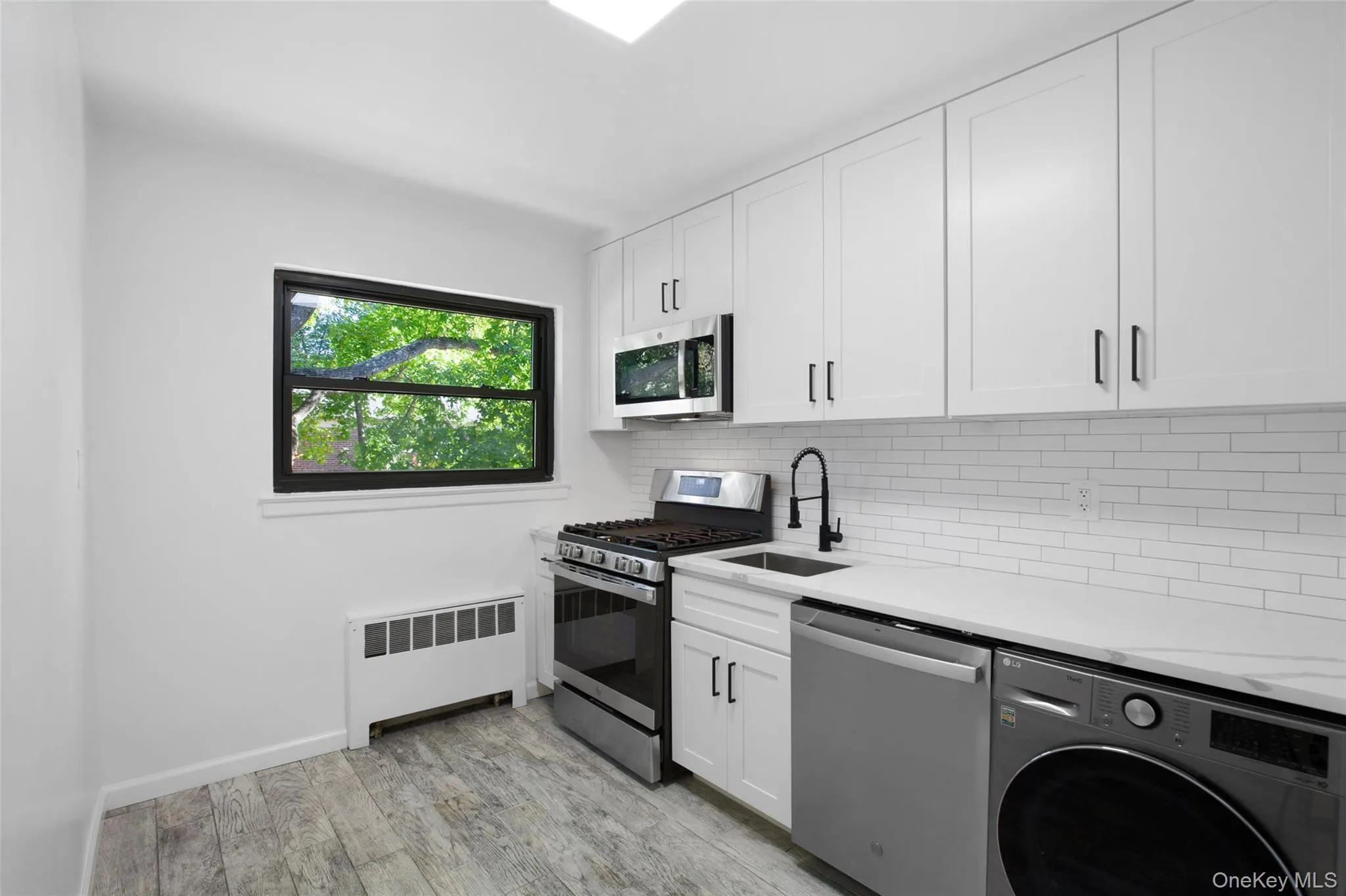 220-74 75th Avenue, New York, NY, 2 Bedrooms Bedrooms, 5 Rooms Rooms,1 BathroomBathrooms,Residential,For Rent,75th,0,1014696 220-74 75th Avenue, New York, NY, 2 Bedrooms Bedrooms, 5 Rooms Rooms,1 BathroomBathrooms,Residential,For Rent,75th,0,1014696