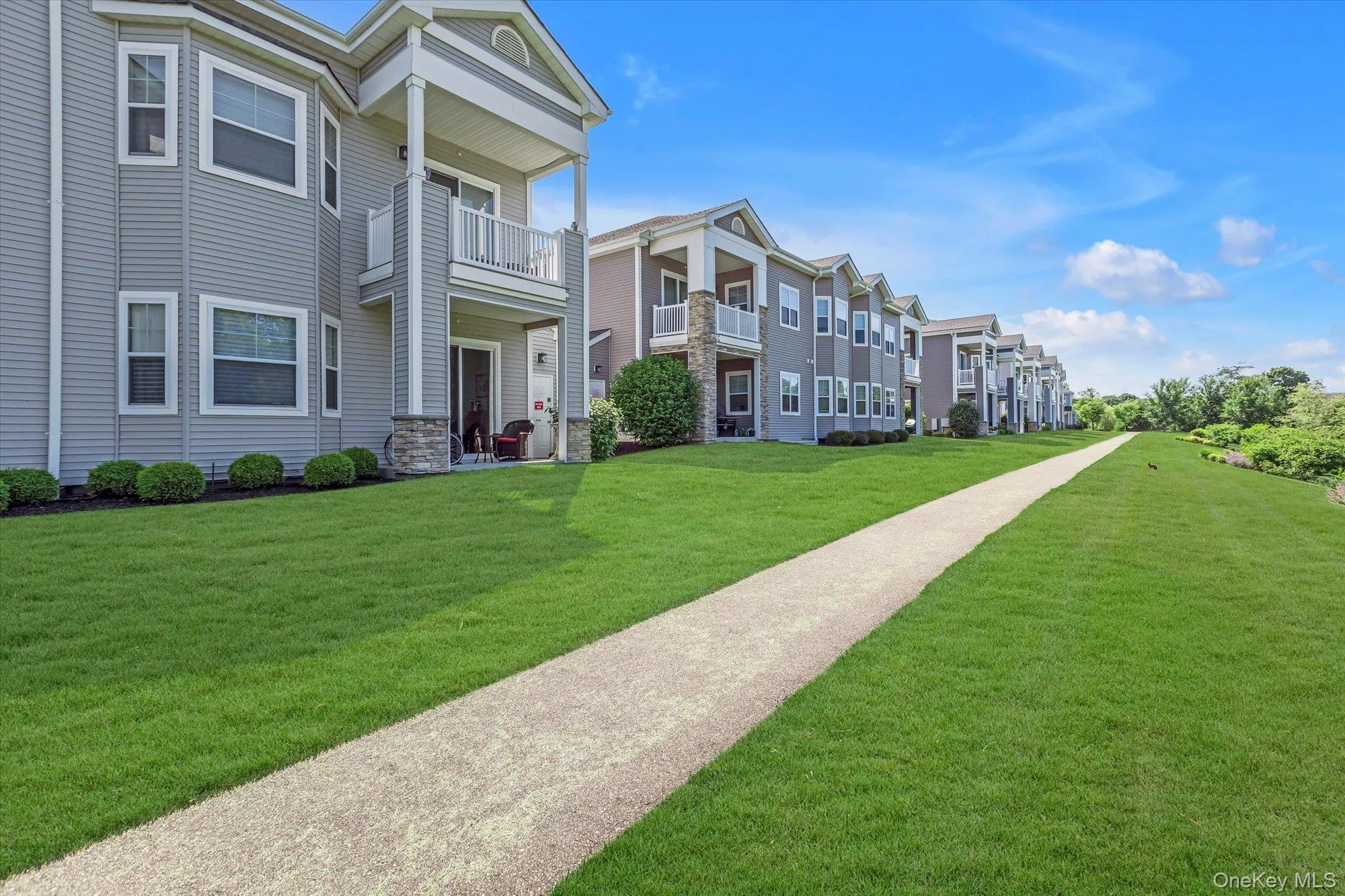 35 Winter Place, Huntington, NY, 2 Bedrooms Bedrooms, 5 Rooms Rooms,2 BathroomsBathrooms,Residential,For Rent,Winter,0,1014699 35 Winter Place, Huntington, NY, 2 Bedrooms Bedrooms, 5 Rooms Rooms,2 BathroomsBathrooms,Residential,For Rent,Winter,0,1014699