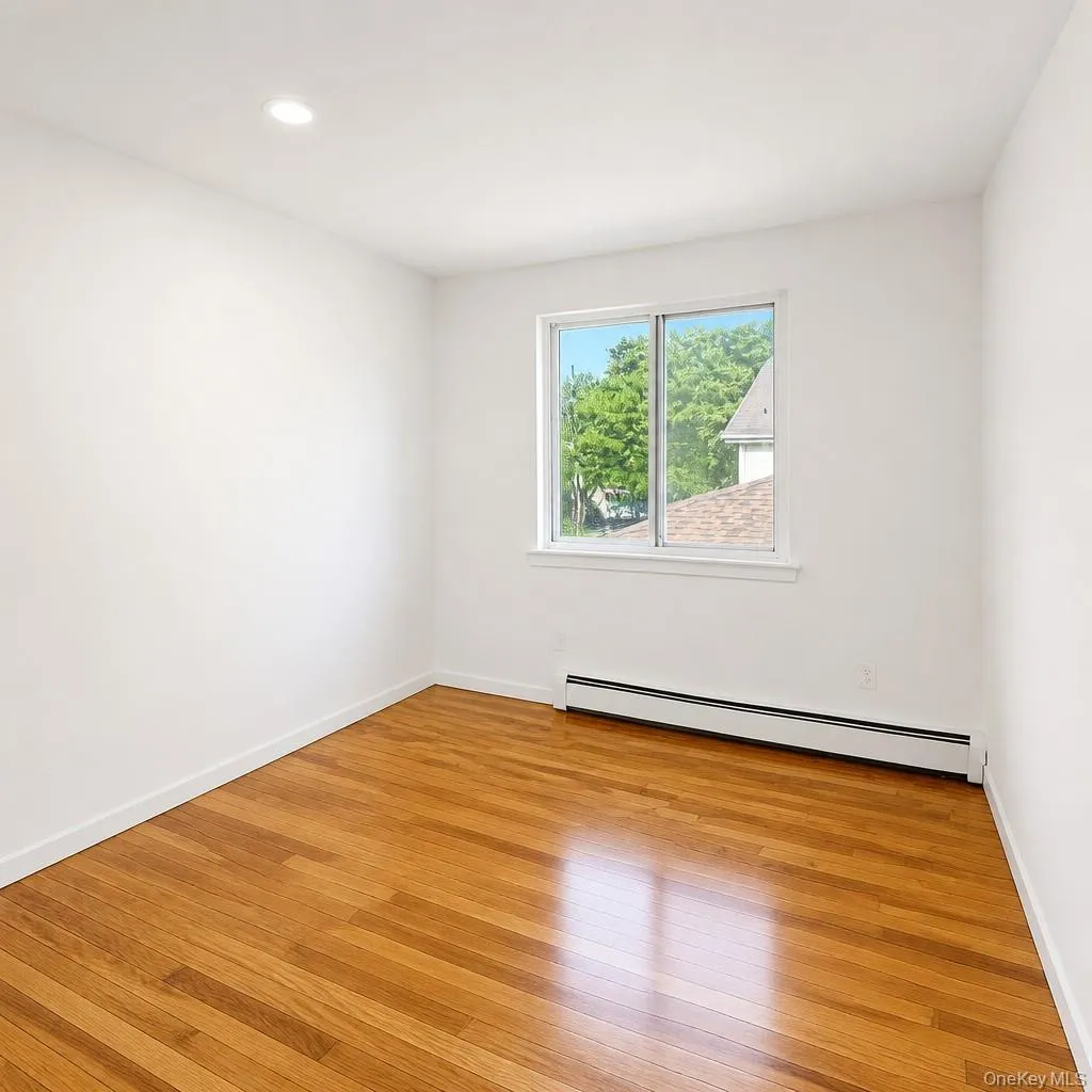 17912 145th Avenue, New York, NY, 3 Bedrooms Bedrooms, 6 Rooms Rooms,1 BathroomBathrooms,Residential Lease,For Rent,145th,0,1014705 17912 145th Avenue, New York, NY, 3 Bedrooms Bedrooms, 6 Rooms Rooms,1 BathroomBathrooms,Residential Lease,For Rent,145th,0,1014705