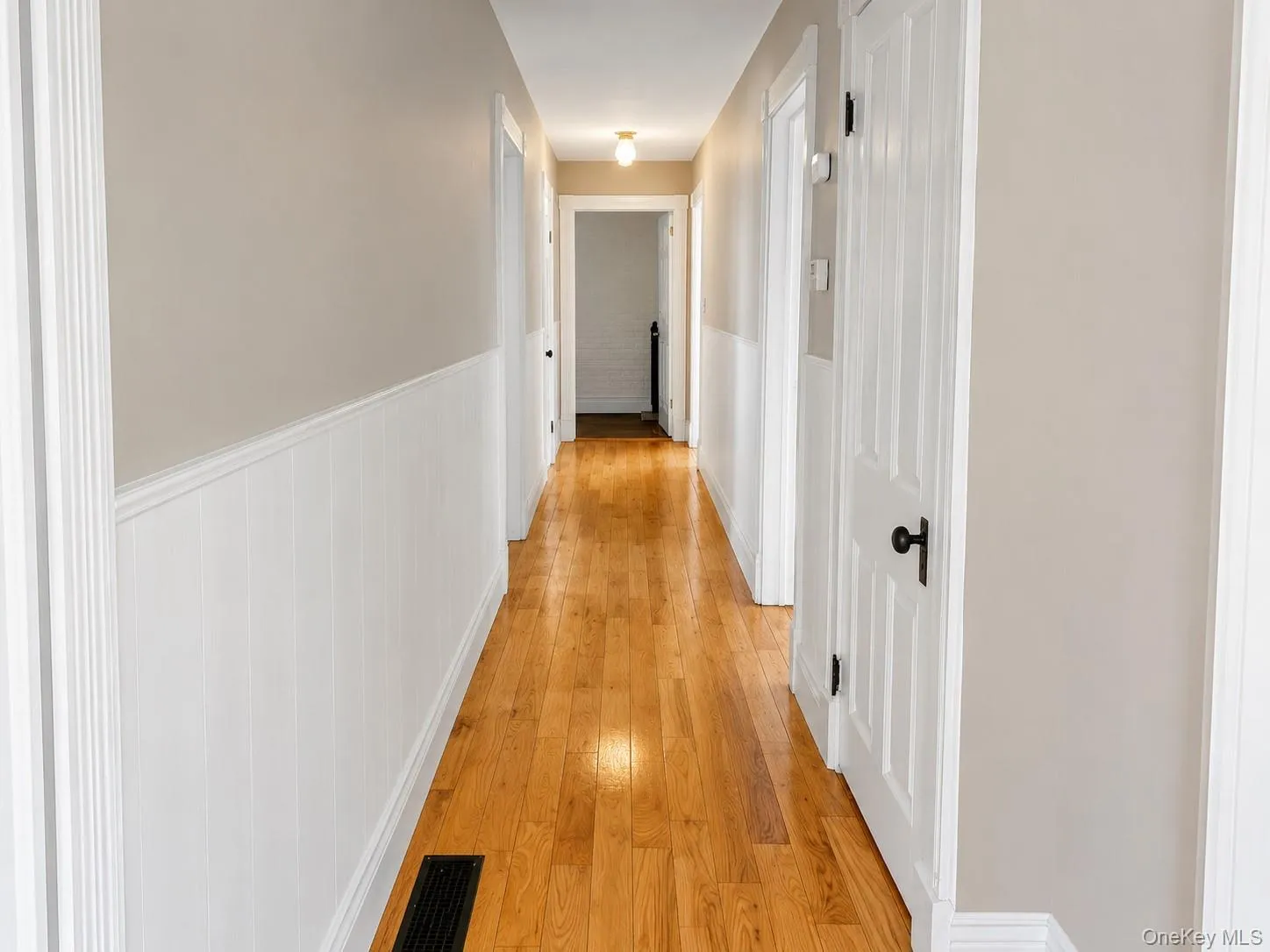 115 Vineyard Avenue, Lloyd, NY, 2 Bedrooms Bedrooms, 5 Rooms Rooms,1 BathroomBathrooms,Residential Lease,For Rent,Vineyard,0,1014706 115 Vineyard Avenue, Lloyd, NY, 2 Bedrooms Bedrooms, 5 Rooms Rooms,1 BathroomBathrooms,Residential Lease,For Rent,Vineyard,0,1014706