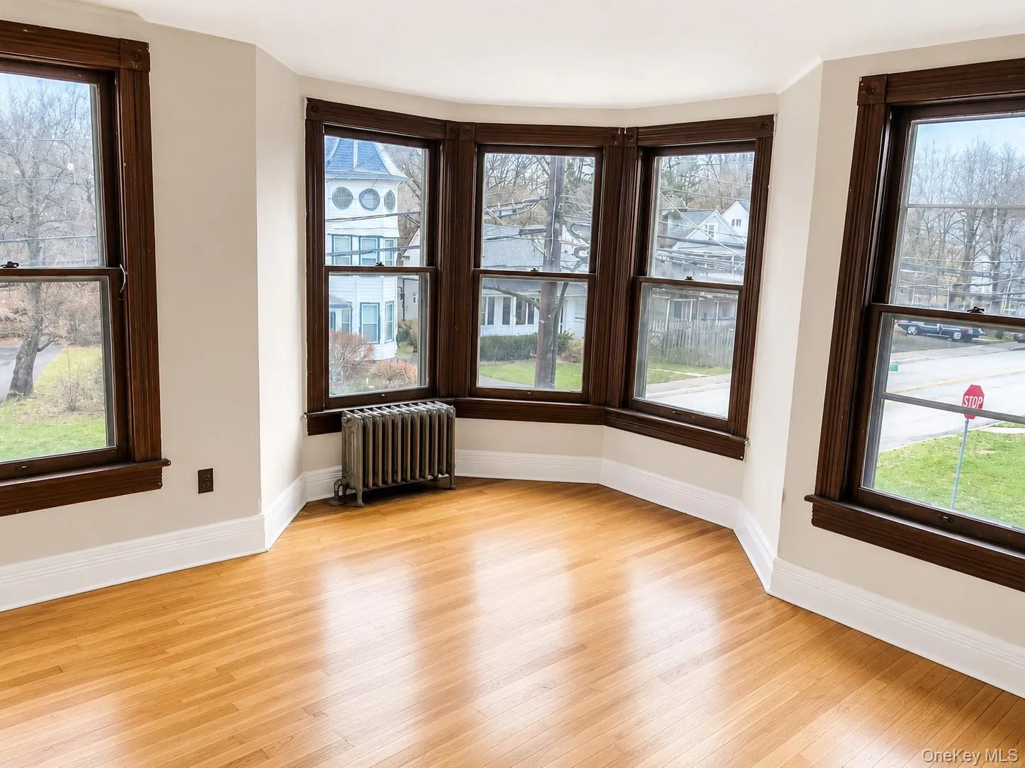 115 Vineyard Avenue, Lloyd, NY, 2 Bedrooms Bedrooms, 5 Rooms Rooms,1 BathroomBathrooms,Residential Lease,For Rent,Vineyard,0,1014706 115 Vineyard Avenue, Lloyd, NY, 2 Bedrooms Bedrooms, 5 Rooms Rooms,1 BathroomBathrooms,Residential Lease,For Rent,Vineyard,0,1014706