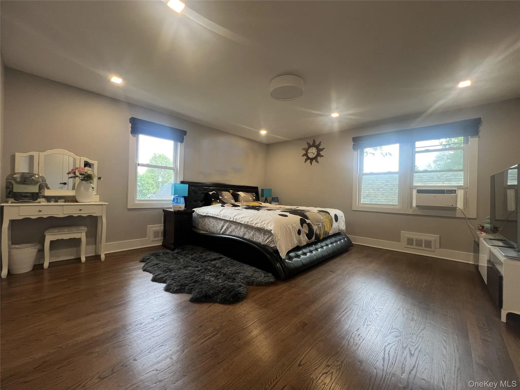 186 Wilson Avenue, North Hempstead, NY, 4 Bedrooms Bedrooms, 8 Rooms Rooms,1 BathroomBathrooms,Residential Lease,For Rent,Wilson,0,1014707 186 Wilson Avenue, North Hempstead, NY, 4 Bedrooms Bedrooms, 8 Rooms Rooms,1 BathroomBathrooms,Residential Lease,For Rent,Wilson,0,1014707