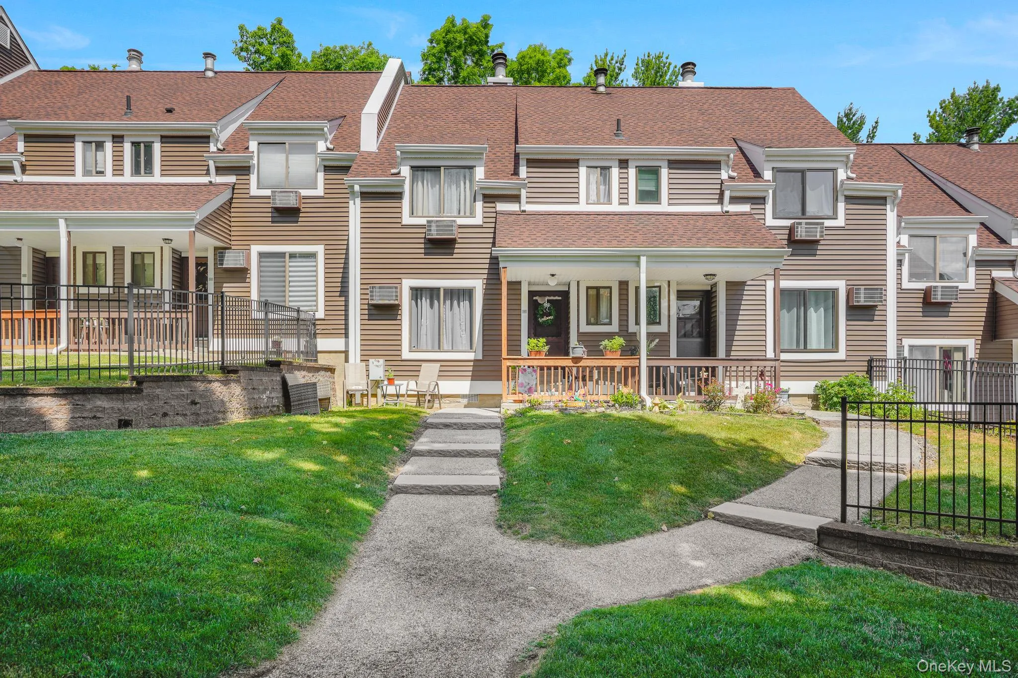9 Heritage Drive, Monroe, NY, 3 Bedrooms Bedrooms, 6 Rooms Rooms,1 BathroomBathrooms,Residential,For Rent,Heritage,0,1014708 9 Heritage Drive, Monroe, NY, 3 Bedrooms Bedrooms, 6 Rooms Rooms,1 BathroomBathrooms,Residential,For Rent,Heritage,0,1014708