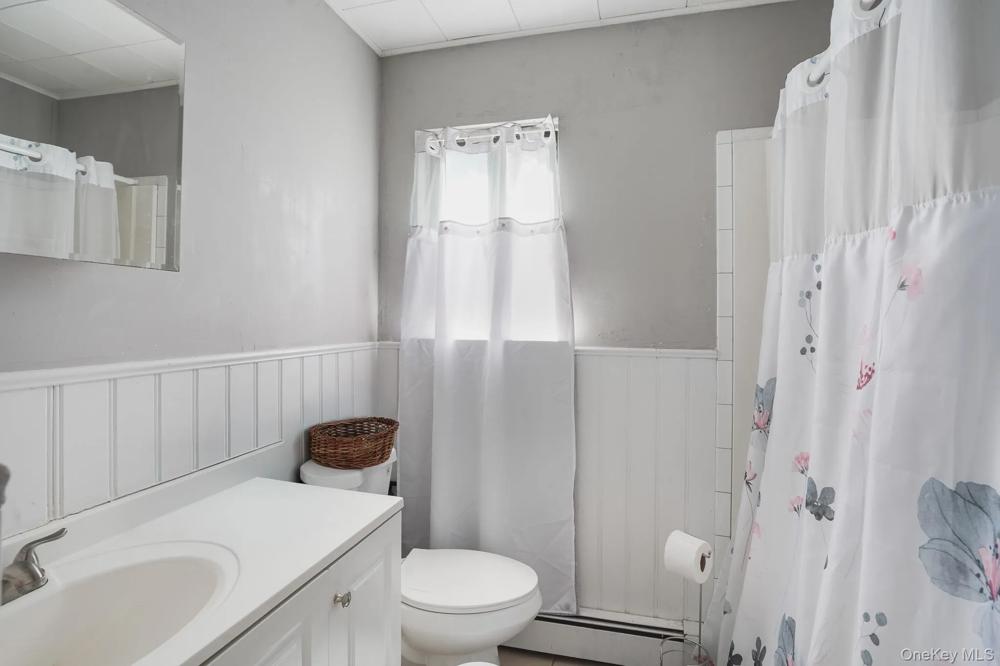 2nd floor full bath 2nd floor full bath