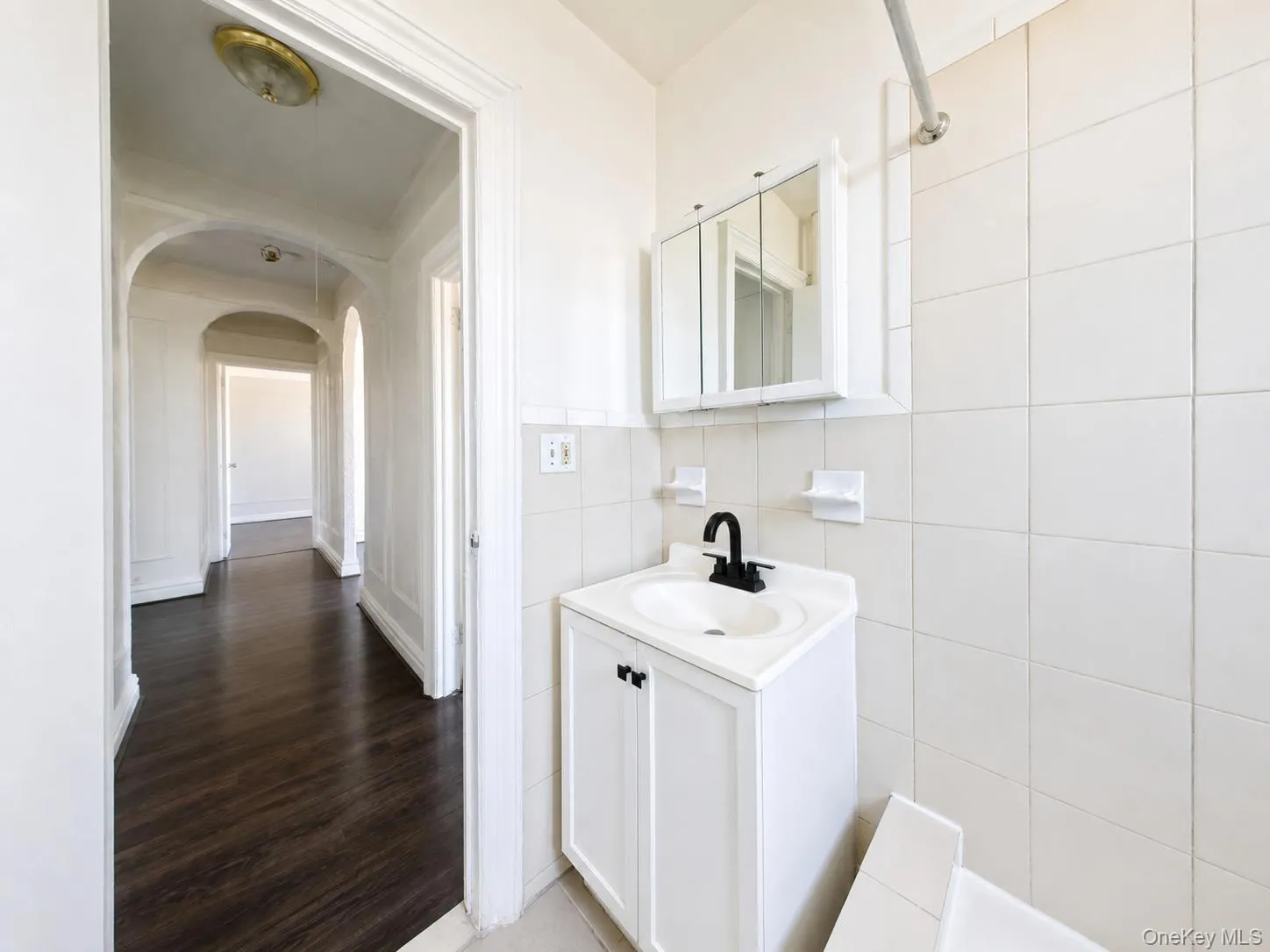 700 Oakland Place, New York, NY, 2 Bedrooms Bedrooms, 5 Rooms Rooms,1 BathroomBathrooms,Residential Lease,For Rent,Oakland,0,1014716 700 Oakland Place, New York, NY, 2 Bedrooms Bedrooms, 5 Rooms Rooms,1 BathroomBathrooms,Residential Lease,For Rent,Oakland,0,1014716