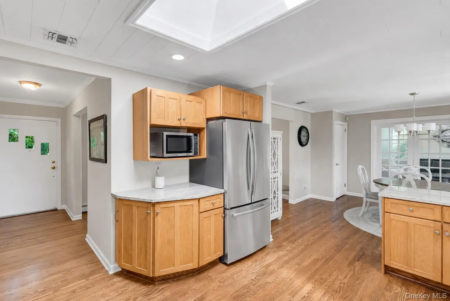 201 Miller Place Road, Brookhaven, NY, 3 Bedrooms Bedrooms, 8 Rooms Rooms,1 BathroomBathrooms,Residential,For Rent,Miller Place,0,1014719 201 Miller Place Road, Brookhaven, NY, 3 Bedrooms Bedrooms, 8 Rooms Rooms,1 BathroomBathrooms,Residential,For Rent,Miller Place,0,1014719
