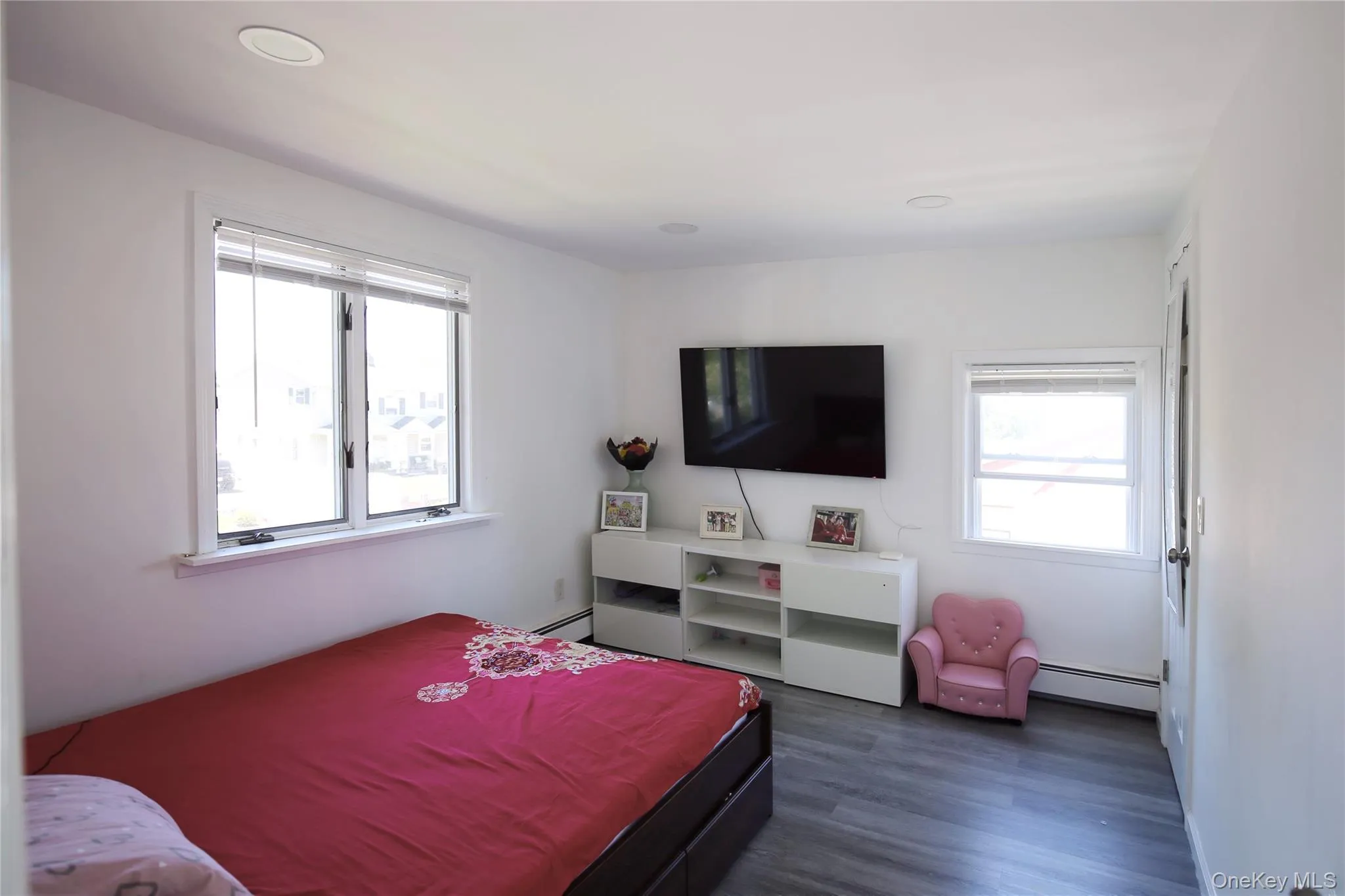 109 Old Oak Lane, Hempstead, NY, 4 Bedrooms Bedrooms, 9 Rooms Rooms,2 BathroomsBathrooms,Residential,For Rent,Old Oak,0,1014721 109 Old Oak Lane, Hempstead, NY, 4 Bedrooms Bedrooms, 9 Rooms Rooms,2 BathroomsBathrooms,Residential,For Rent,Old Oak,0,1014721