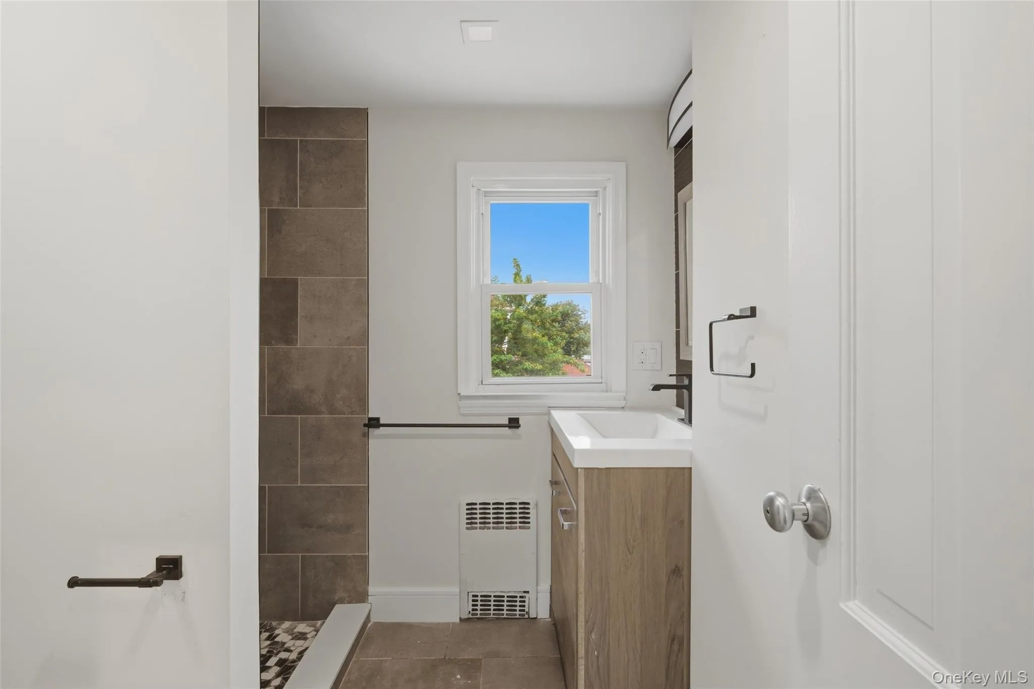 4146 new york Avenue, Hempstead, NY, 5 Bedrooms Bedrooms, 9 Rooms Rooms,3 BathroomsBathrooms,Residential,For Rent,new york,0,1014724 4146 new york Avenue, Hempstead, NY, 5 Bedrooms Bedrooms, 9 Rooms Rooms,3 BathroomsBathrooms,Residential,For Rent,new york,0,1014724