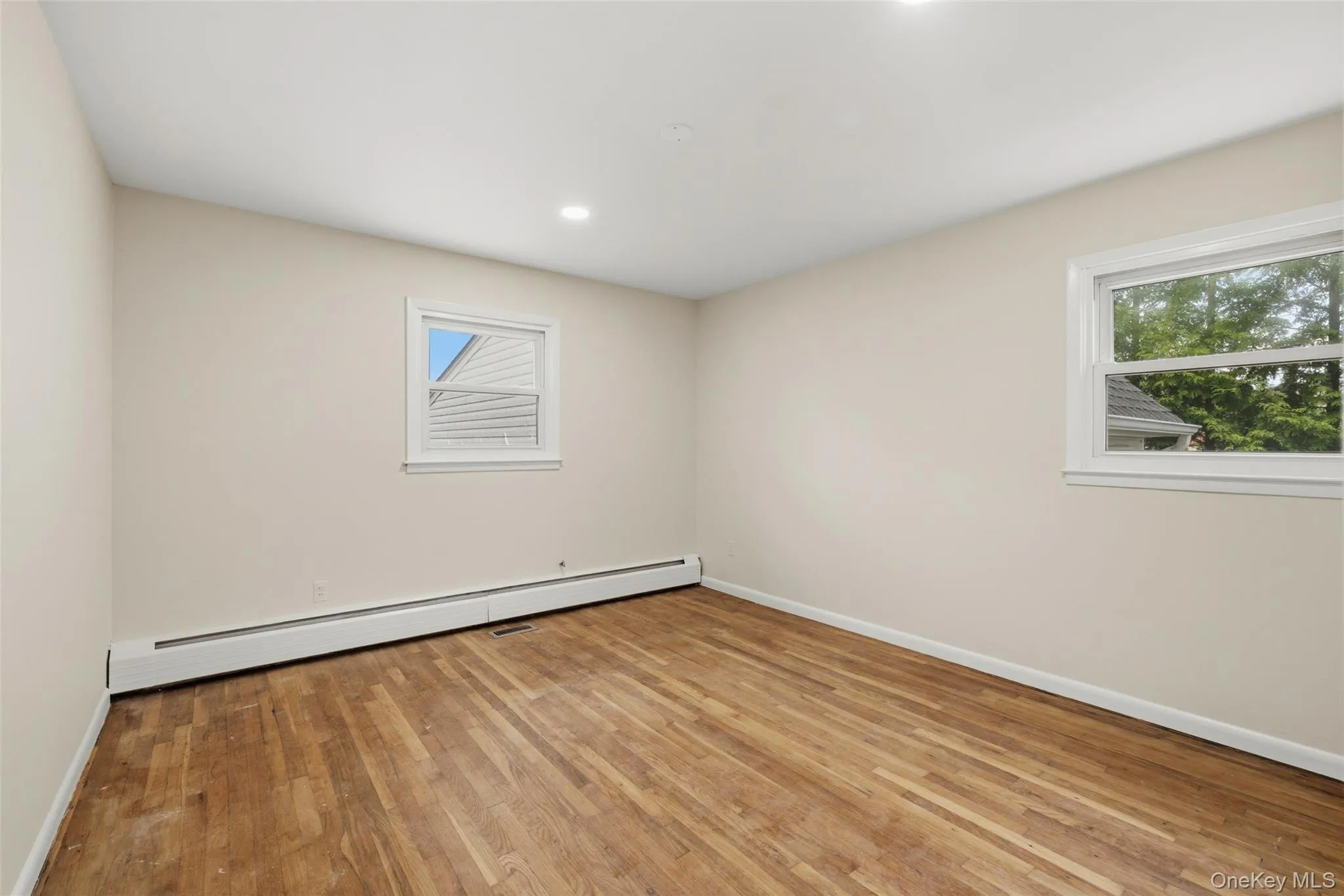 4146 new york Avenue, Hempstead, NY, 5 Bedrooms Bedrooms, 9 Rooms Rooms,3 BathroomsBathrooms,Residential,For Rent,new york,0,1014724 4146 new york Avenue, Hempstead, NY, 5 Bedrooms Bedrooms, 9 Rooms Rooms,3 BathroomsBathrooms,Residential,For Rent,new york,0,1014724