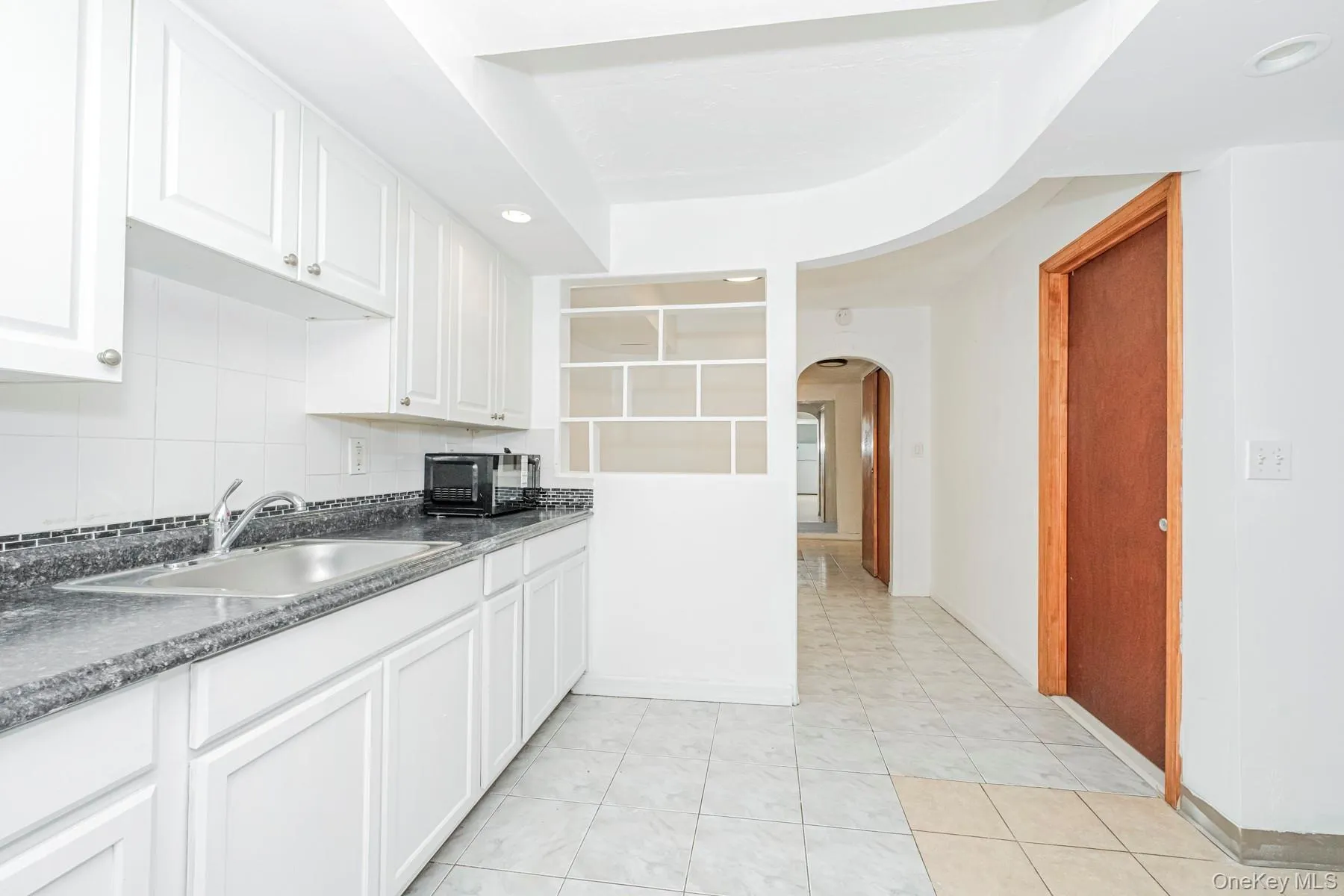 Galley Kitchen Galley Kitchen