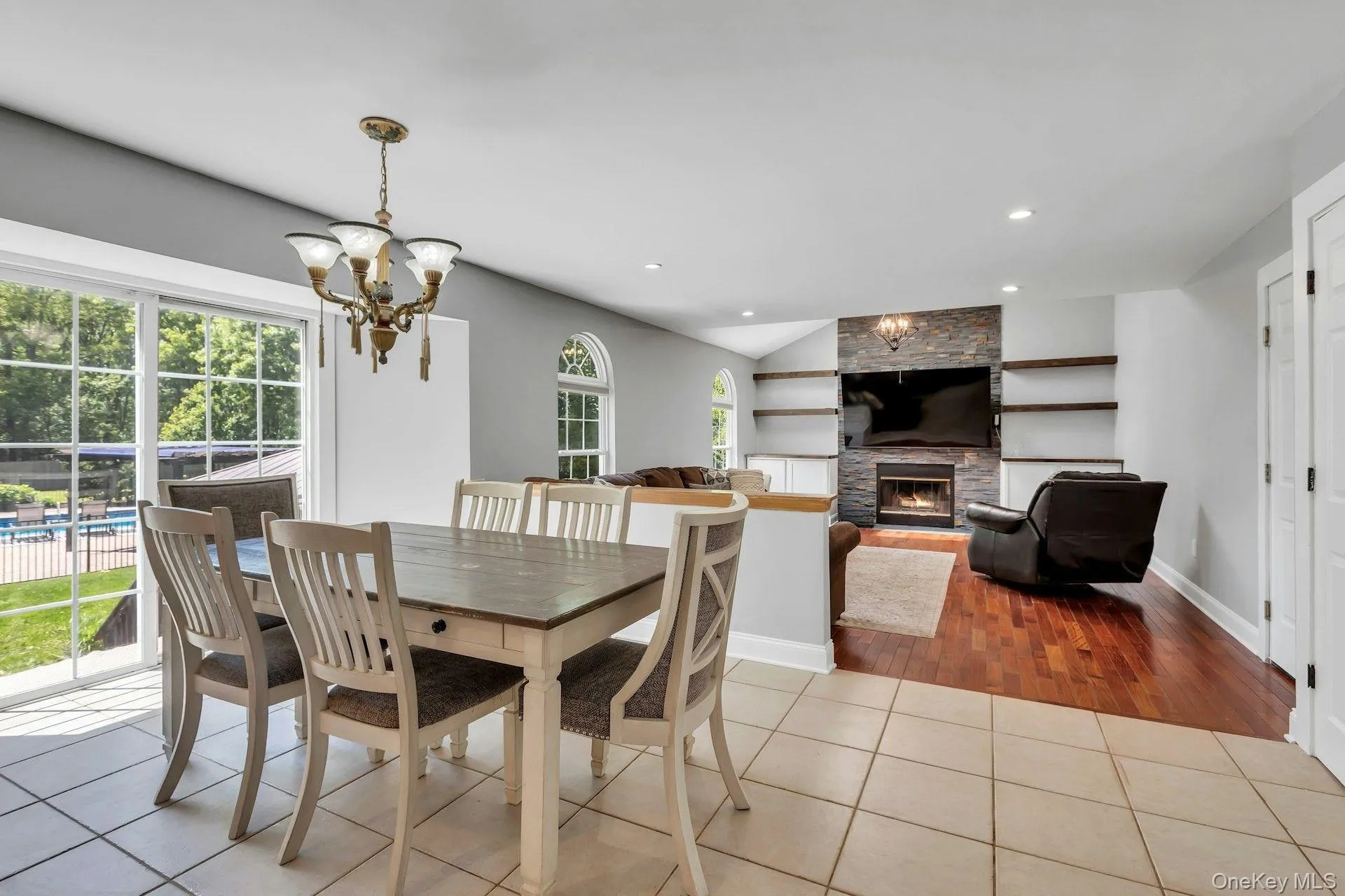 52 Elmhurst Avenue, Brookhaven, NY, 4 Bedrooms Bedrooms, 10 Rooms Rooms,2 BathroomsBathrooms,Residential,For Rent,Elmhurst,0,1014732 52 Elmhurst Avenue, Brookhaven, NY, 4 Bedrooms Bedrooms, 10 Rooms Rooms,2 BathroomsBathrooms,Residential,For Rent,Elmhurst,0,1014732
