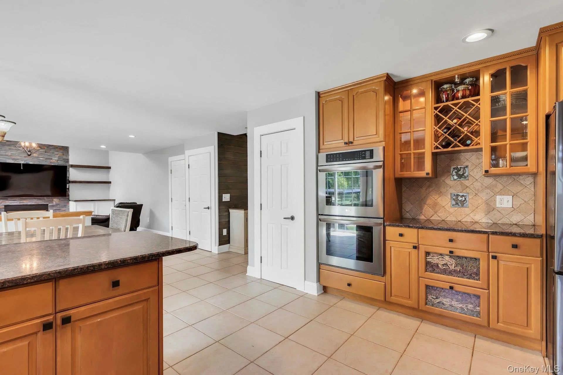 52 Elmhurst Avenue, Brookhaven, NY, 4 Bedrooms Bedrooms, 10 Rooms Rooms,2 BathroomsBathrooms,Residential,For Rent,Elmhurst,0,1014732 52 Elmhurst Avenue, Brookhaven, NY, 4 Bedrooms Bedrooms, 10 Rooms Rooms,2 BathroomsBathrooms,Residential,For Rent,Elmhurst,0,1014732