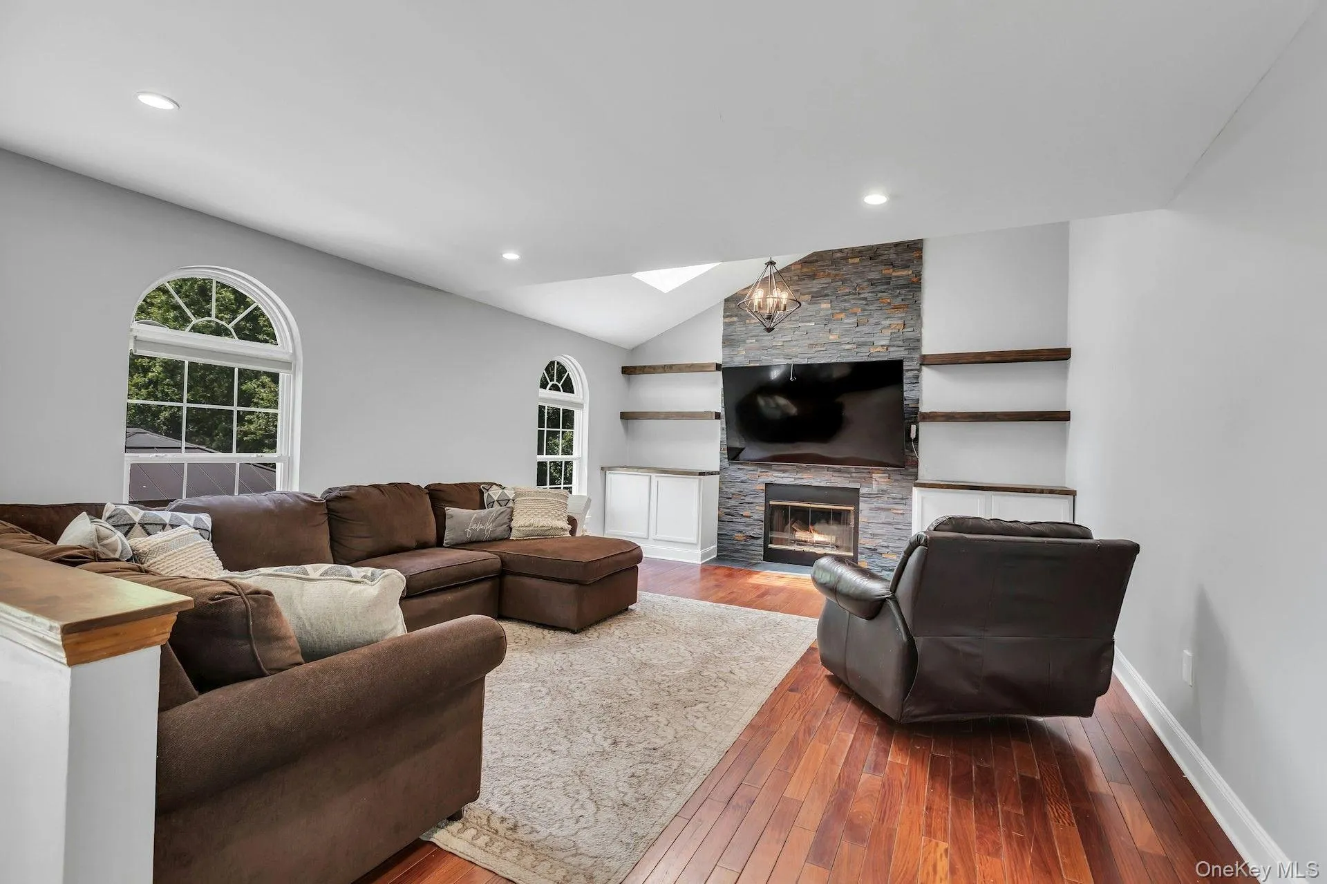 52 Elmhurst Avenue, Brookhaven, NY, 4 Bedrooms Bedrooms, 10 Rooms Rooms,2 BathroomsBathrooms,Residential,For Rent,Elmhurst,0,1014732 52 Elmhurst Avenue, Brookhaven, NY, 4 Bedrooms Bedrooms, 10 Rooms Rooms,2 BathroomsBathrooms,Residential,For Rent,Elmhurst,0,1014732