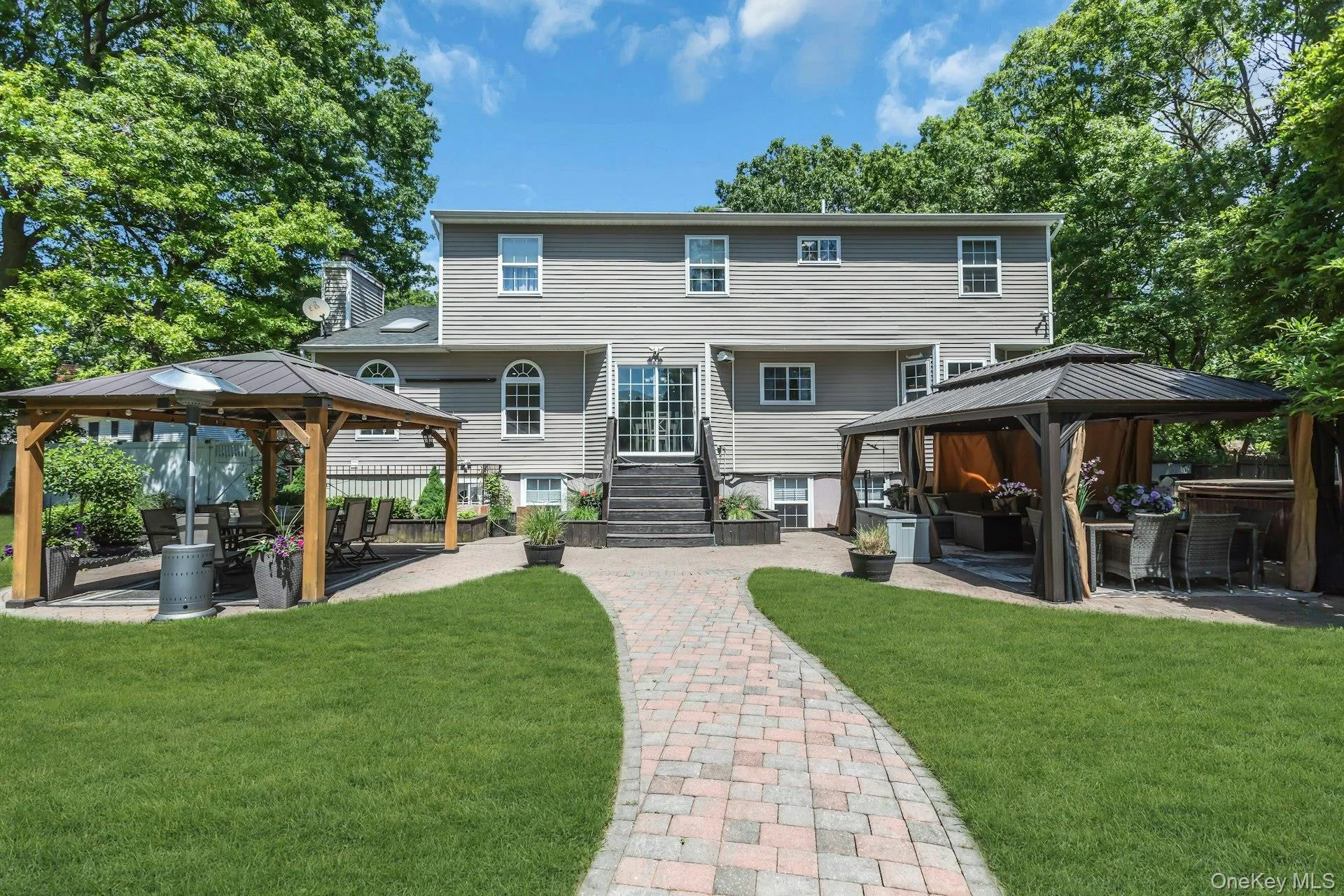 52 Elmhurst Avenue, Brookhaven, NY, 4 Bedrooms Bedrooms, 10 Rooms Rooms,2 BathroomsBathrooms,Residential,For Rent,Elmhurst,0,1014732 52 Elmhurst Avenue, Brookhaven, NY, 4 Bedrooms Bedrooms, 10 Rooms Rooms,2 BathroomsBathrooms,Residential,For Rent,Elmhurst,0,1014732
