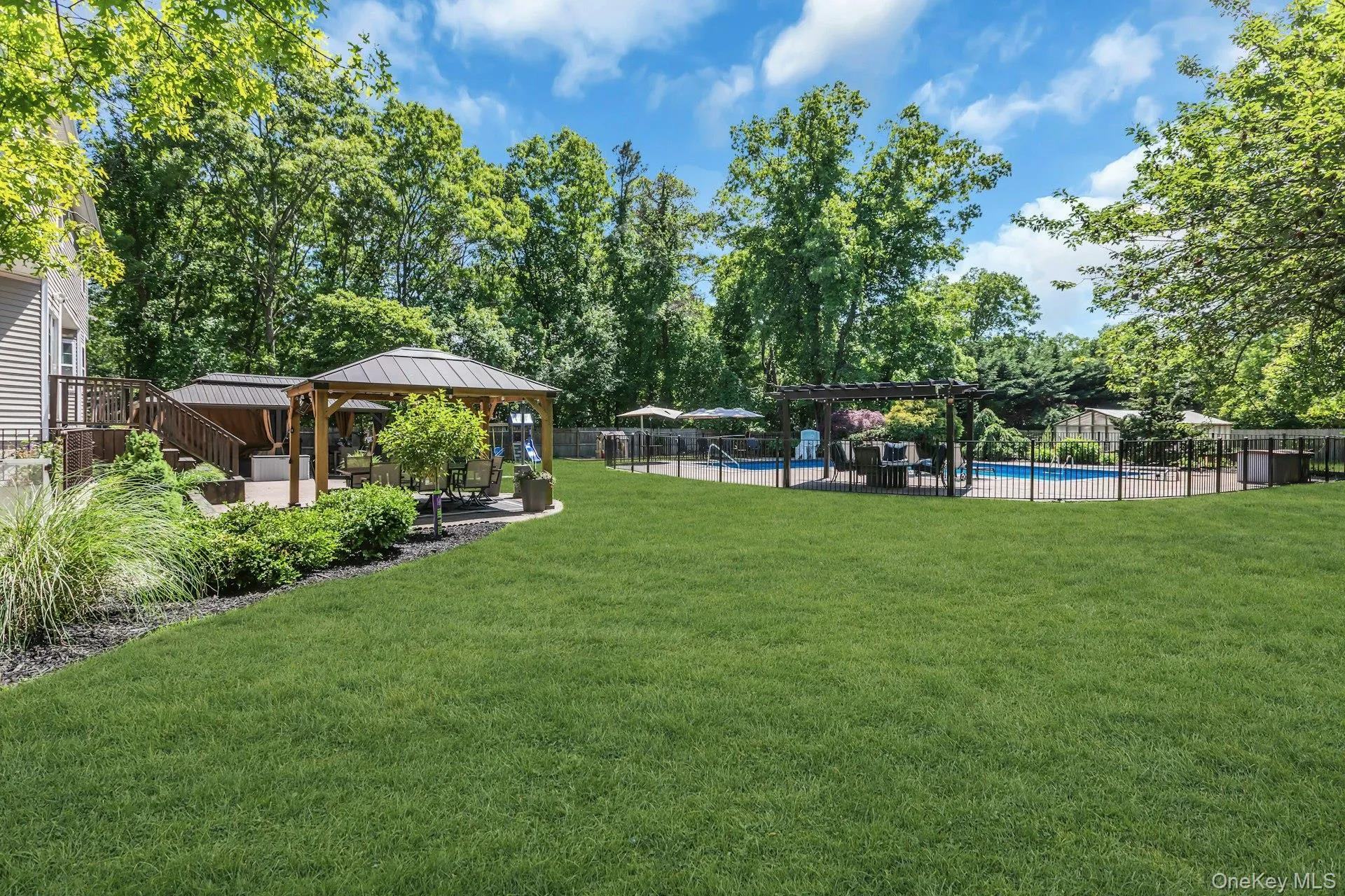 52 Elmhurst Avenue, Brookhaven, NY, 4 Bedrooms Bedrooms, 10 Rooms Rooms,2 BathroomsBathrooms,Residential,For Rent,Elmhurst,0,1014732 52 Elmhurst Avenue, Brookhaven, NY, 4 Bedrooms Bedrooms, 10 Rooms Rooms,2 BathroomsBathrooms,Residential,For Rent,Elmhurst,0,1014732
