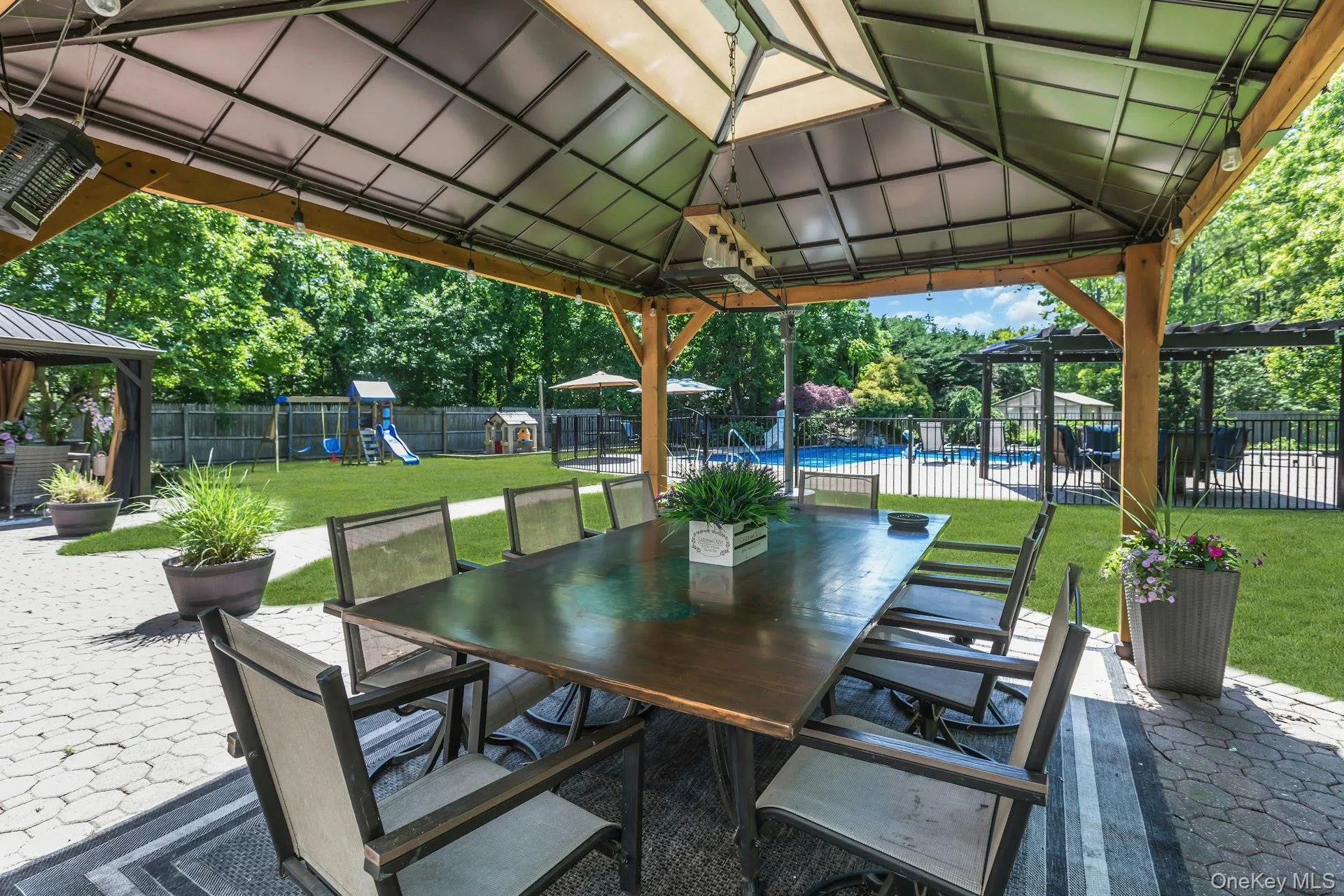 52 Elmhurst Avenue, Brookhaven, NY, 4 Bedrooms Bedrooms, 10 Rooms Rooms,2 BathroomsBathrooms,Residential,For Rent,Elmhurst,0,1014732 52 Elmhurst Avenue, Brookhaven, NY, 4 Bedrooms Bedrooms, 10 Rooms Rooms,2 BathroomsBathrooms,Residential,For Rent,Elmhurst,0,1014732
