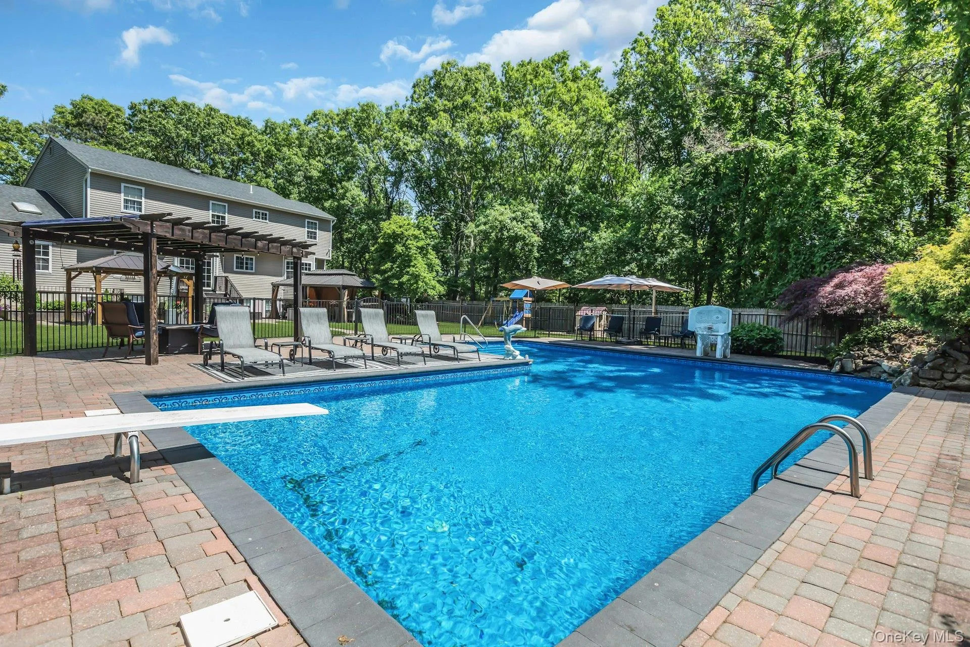 52 Elmhurst Avenue, Brookhaven, NY, 4 Bedrooms Bedrooms, 10 Rooms Rooms,2 BathroomsBathrooms,Residential,For Rent,Elmhurst,0,1014732 52 Elmhurst Avenue, Brookhaven, NY, 4 Bedrooms Bedrooms, 10 Rooms Rooms,2 BathroomsBathrooms,Residential,For Rent,Elmhurst,0,1014732