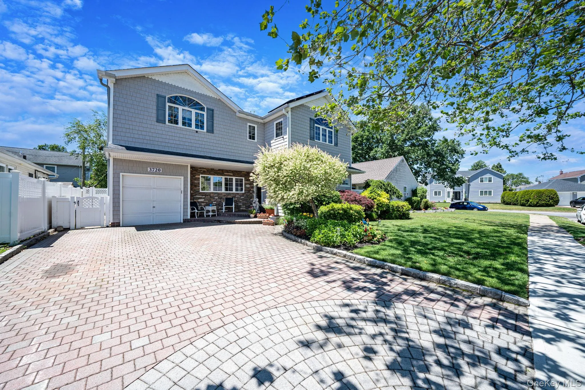 3720 Farmedge Court, Hempstead, NY, 5 Bedrooms Bedrooms, 9 Rooms Rooms,3 BathroomsBathrooms,Residential,For Rent,Farmedge,0,1014735 3720 Farmedge Court, Hempstead, NY, 5 Bedrooms Bedrooms, 9 Rooms Rooms,3 BathroomsBathrooms,Residential,For Rent,Farmedge,0,1014735