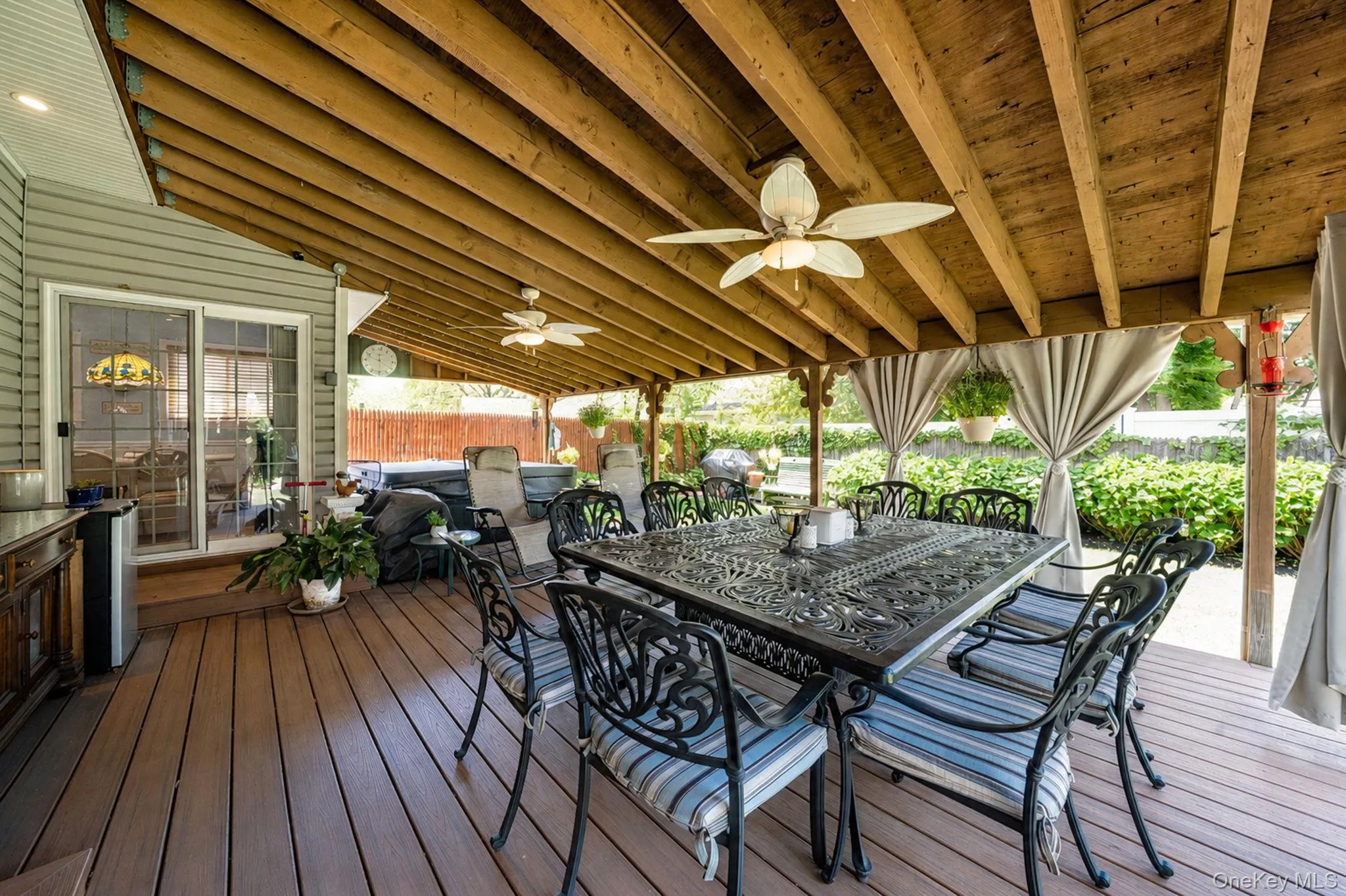 3720 Farmedge Court, Hempstead, NY, 5 Bedrooms Bedrooms, 9 Rooms Rooms,3 BathroomsBathrooms,Residential,For Rent,Farmedge,0,1014735 3720 Farmedge Court, Hempstead, NY, 5 Bedrooms Bedrooms, 9 Rooms Rooms,3 BathroomsBathrooms,Residential,For Rent,Farmedge,0,1014735
