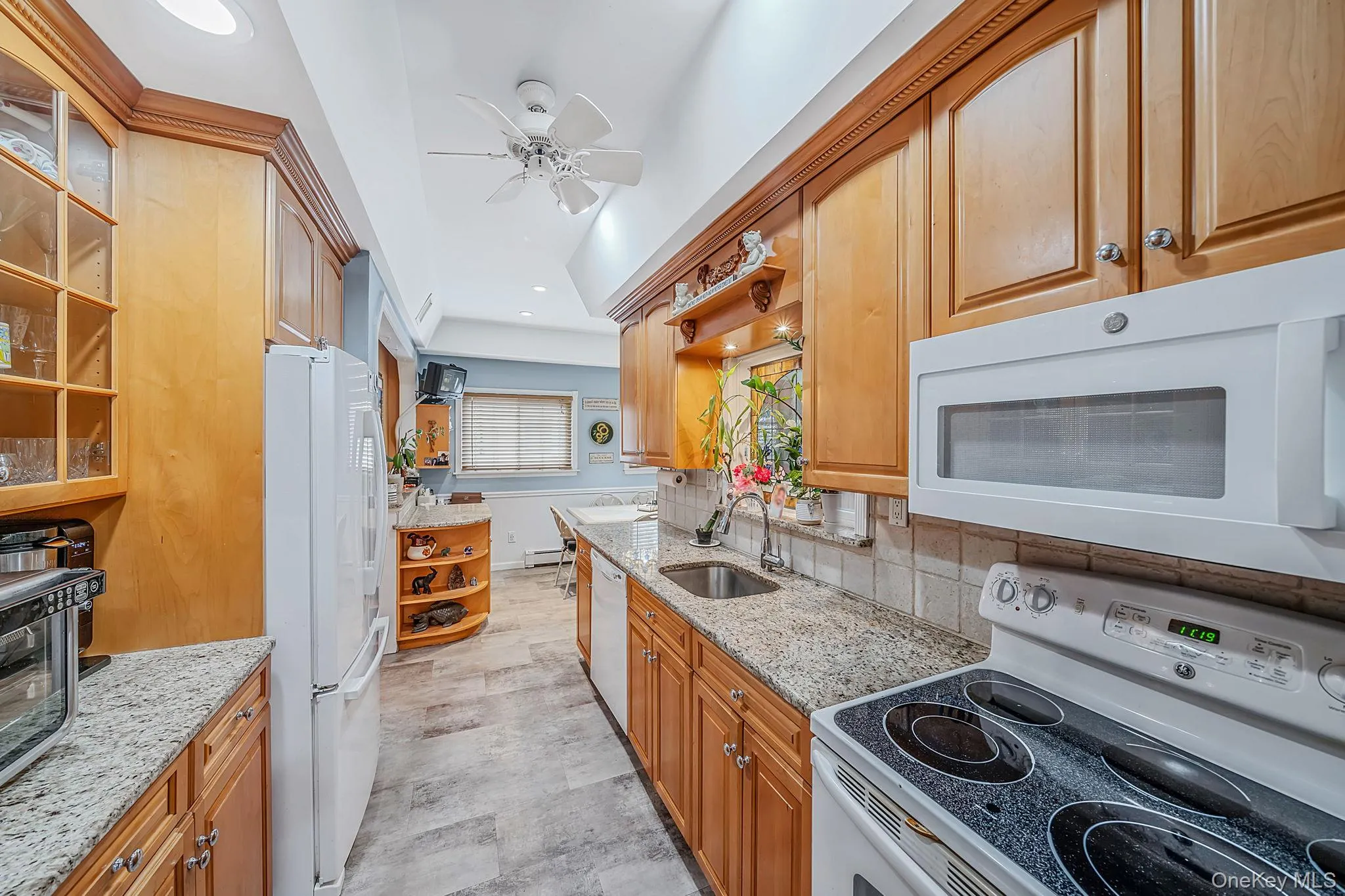 3720 Farmedge Court, Hempstead, NY, 5 Bedrooms Bedrooms, 9 Rooms Rooms,3 BathroomsBathrooms,Residential,For Rent,Farmedge,0,1014735 3720 Farmedge Court, Hempstead, NY, 5 Bedrooms Bedrooms, 9 Rooms Rooms,3 BathroomsBathrooms,Residential,For Rent,Farmedge,0,1014735