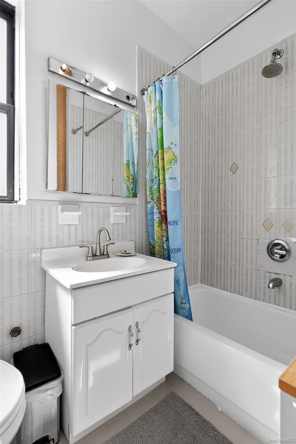 117-14 Union Turnpike, New York, NY, 1 Bedroom Bedrooms, 4 Rooms Rooms,1 BathroomBathrooms,Residential,For Rent,Union,0,1014738 117-14 Union Turnpike, New York, NY, 1 Bedroom Bedrooms, 4 Rooms Rooms,1 BathroomBathrooms,Residential,For Rent,Union,0,1014738