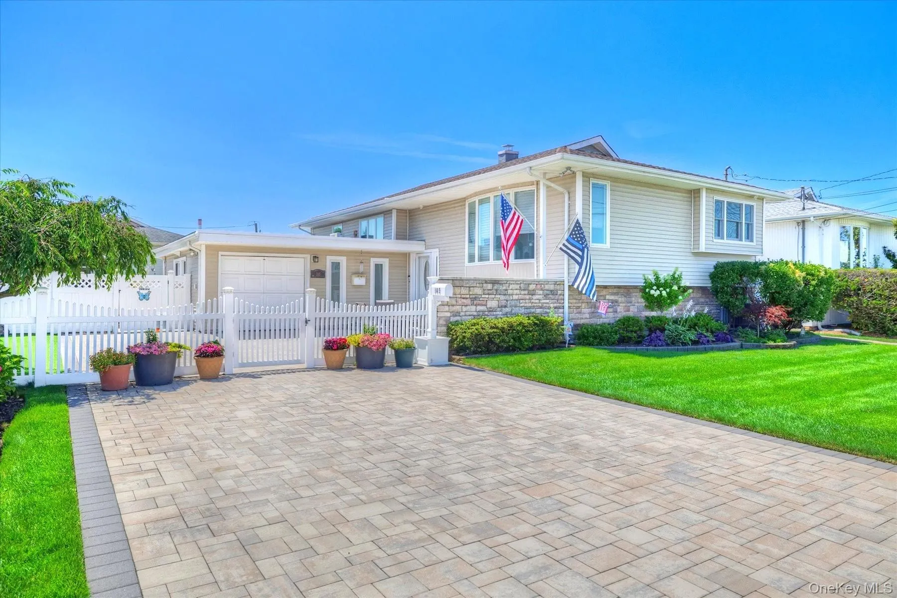 165 Elaine Drive, Hempstead, NY, 4 Bedrooms Bedrooms, 9 Rooms Rooms,2 BathroomsBathrooms,Residential,For Rent,Elaine,0,1014740 165 Elaine Drive, Hempstead, NY, 4 Bedrooms Bedrooms, 9 Rooms Rooms,2 BathroomsBathrooms,Residential,For Rent,Elaine,0,1014740