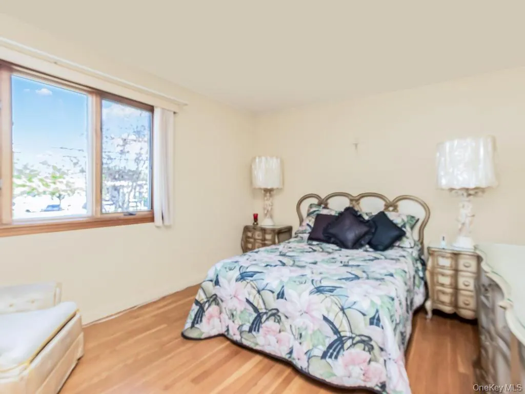 1109 AKA 1111 Nepperhan Avenue, Yonkers, NY, 3 Bedrooms Bedrooms, 6 Rooms Rooms,2 BathroomsBathrooms,Residential,For Rent,Nepperhan,0,1014742 1109 AKA 1111 Nepperhan Avenue, Yonkers, NY, 3 Bedrooms Bedrooms, 6 Rooms Rooms,2 BathroomsBathrooms,Residential,For Rent,Nepperhan,0,1014742
