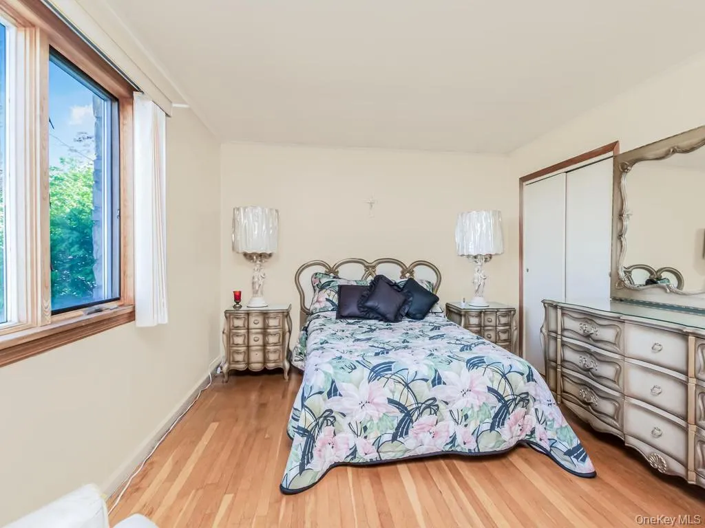 1109 AKA 1111 Nepperhan Avenue, Yonkers, NY, 3 Bedrooms Bedrooms, 6 Rooms Rooms,2 BathroomsBathrooms,Residential,For Rent,Nepperhan,0,1014742 1109 AKA 1111 Nepperhan Avenue, Yonkers, NY, 3 Bedrooms Bedrooms, 6 Rooms Rooms,2 BathroomsBathrooms,Residential,For Rent,Nepperhan,0,1014742