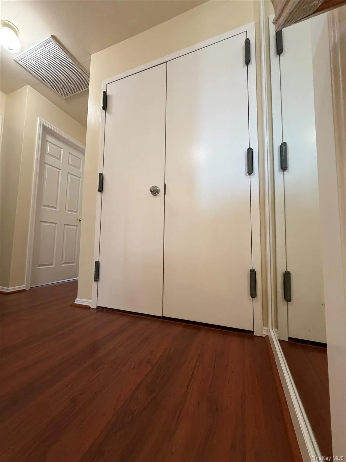 291 Surf Drive, New York, NY, 3 Bedrooms Bedrooms, 5 Rooms Rooms,2 BathroomsBathrooms,Residential,For Rent,Surf,0,1014745 291 Surf Drive, New York, NY, 3 Bedrooms Bedrooms, 5 Rooms Rooms,2 BathroomsBathrooms,Residential,For Rent,Surf,0,1014745