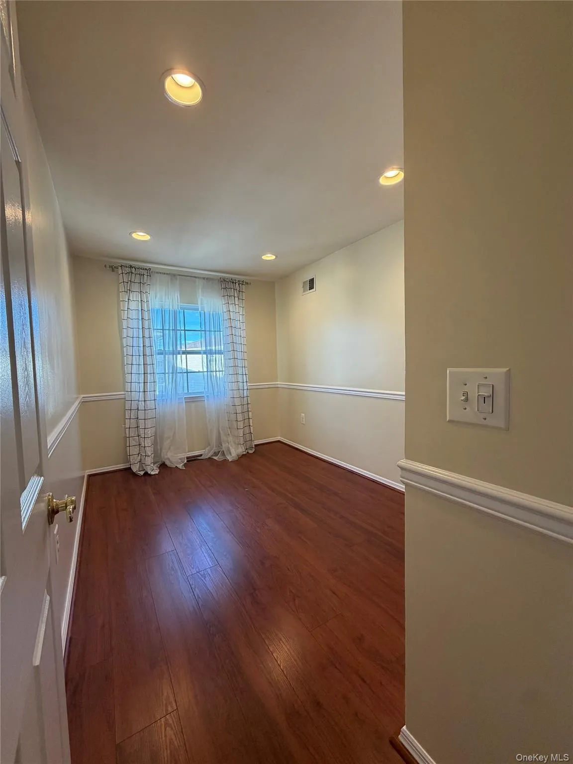 291 Surf Drive, New York, NY, 3 Bedrooms Bedrooms, 5 Rooms Rooms,2 BathroomsBathrooms,Residential,For Rent,Surf,0,1014745 291 Surf Drive, New York, NY, 3 Bedrooms Bedrooms, 5 Rooms Rooms,2 BathroomsBathrooms,Residential,For Rent,Surf,0,1014745