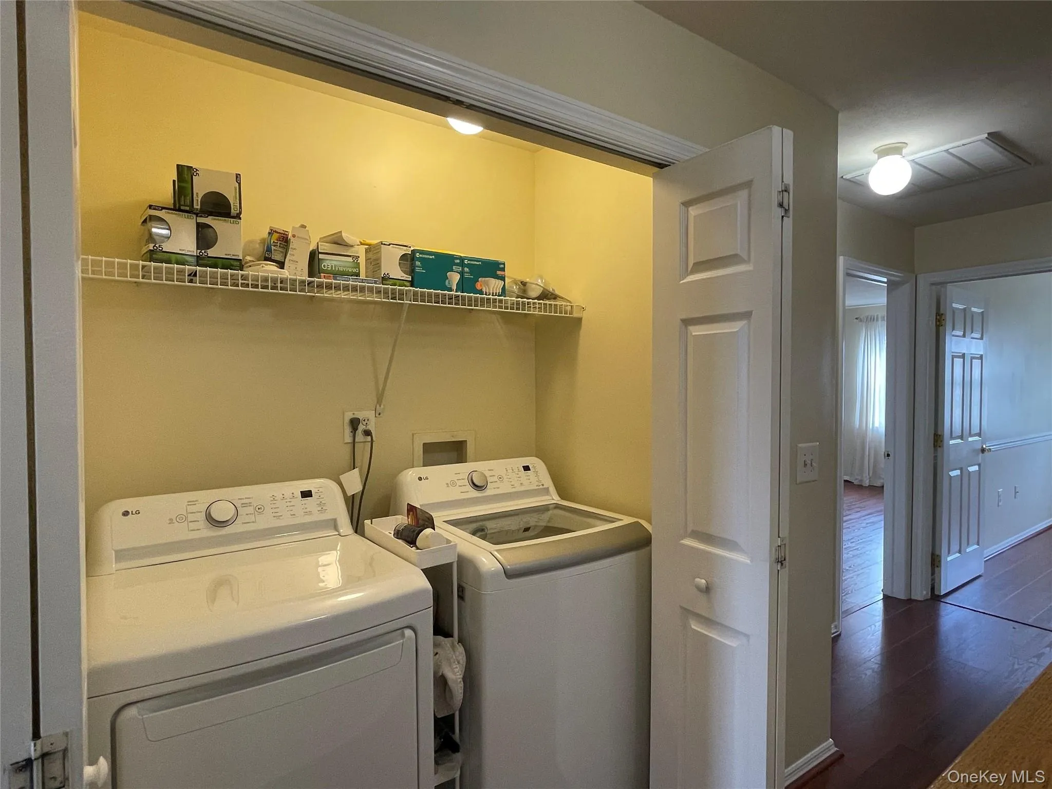 291 Surf Drive, New York, NY, 3 Bedrooms Bedrooms, 5 Rooms Rooms,2 BathroomsBathrooms,Residential,For Rent,Surf,0,1014745 291 Surf Drive, New York, NY, 3 Bedrooms Bedrooms, 5 Rooms Rooms,2 BathroomsBathrooms,Residential,For Rent,Surf,0,1014745