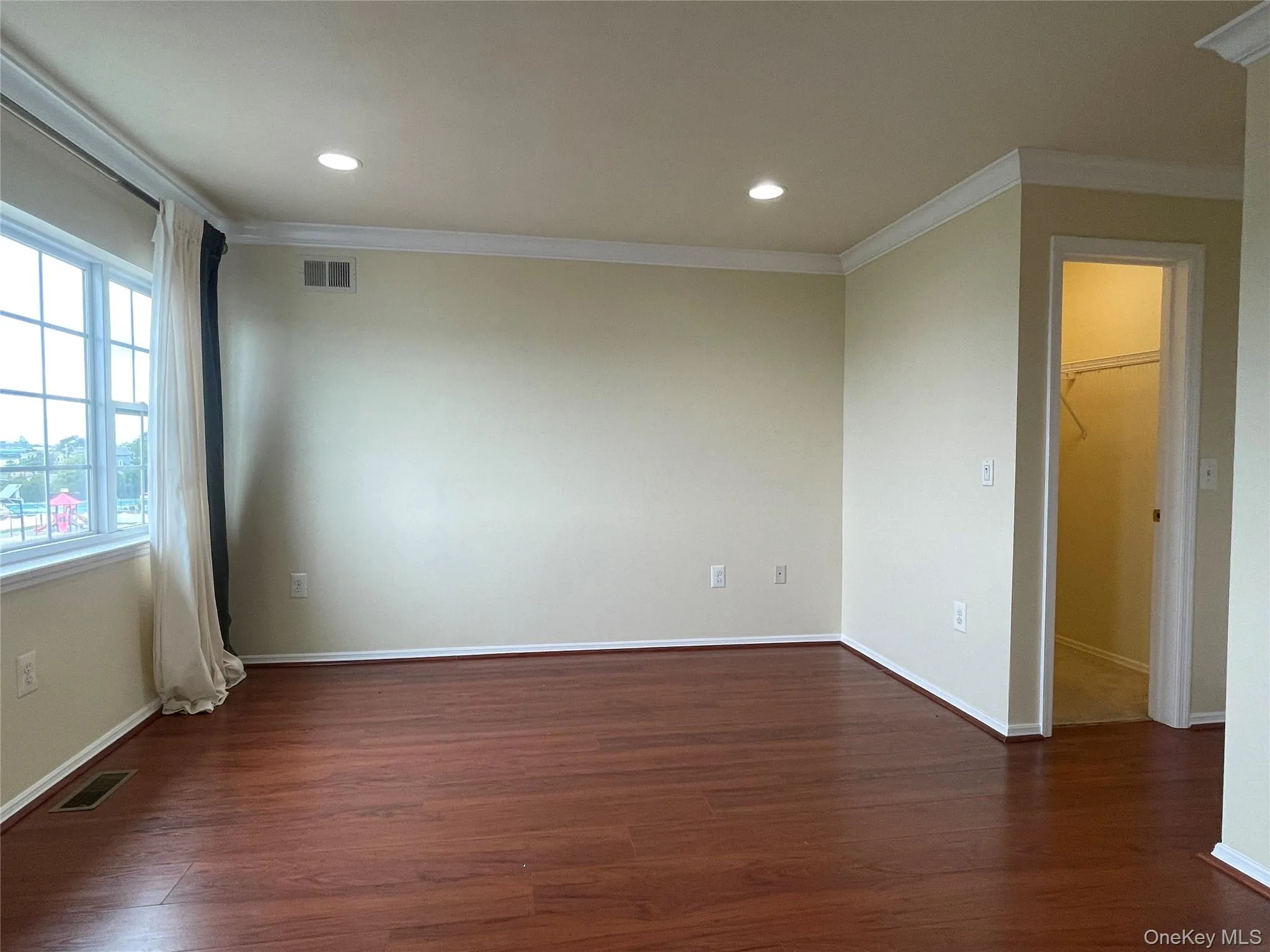 291 Surf Drive, New York, NY, 3 Bedrooms Bedrooms, 5 Rooms Rooms,2 BathroomsBathrooms,Residential,For Rent,Surf,0,1014745 291 Surf Drive, New York, NY, 3 Bedrooms Bedrooms, 5 Rooms Rooms,2 BathroomsBathrooms,Residential,For Rent,Surf,0,1014745