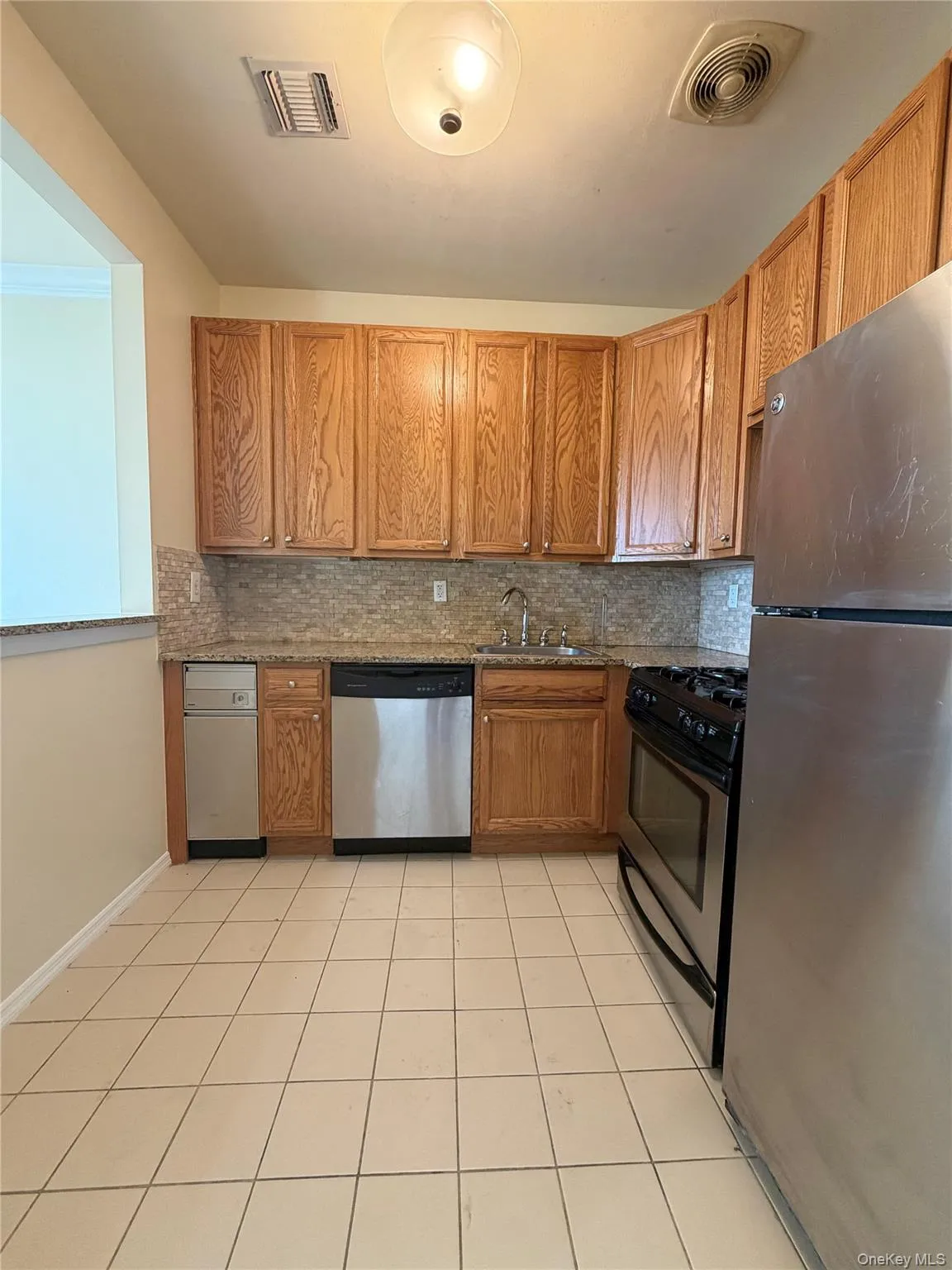 291 Surf Drive, New York, NY, 3 Bedrooms Bedrooms, 5 Rooms Rooms,2 BathroomsBathrooms,Residential,For Rent,Surf,0,1014745 291 Surf Drive, New York, NY, 3 Bedrooms Bedrooms, 5 Rooms Rooms,2 BathroomsBathrooms,Residential,For Rent,Surf,0,1014745