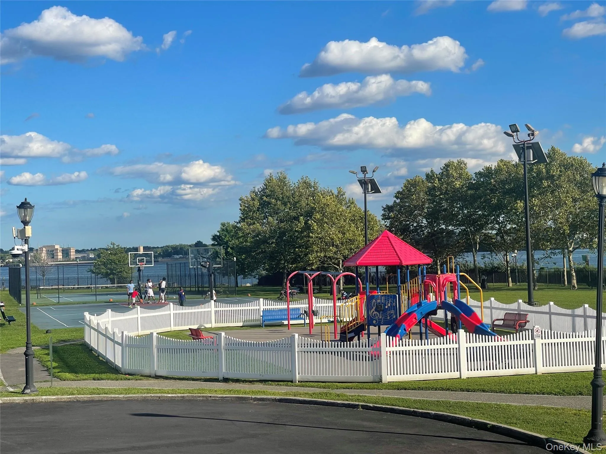 291 Surf Drive, New York, NY, 3 Bedrooms Bedrooms, 5 Rooms Rooms,2 BathroomsBathrooms,Residential,For Rent,Surf,0,1014745 291 Surf Drive, New York, NY, 3 Bedrooms Bedrooms, 5 Rooms Rooms,2 BathroomsBathrooms,Residential,For Rent,Surf,0,1014745