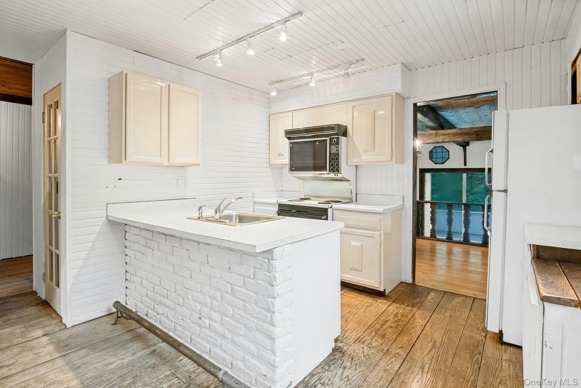 1118 Colony Drive, Greenburgh, NY, 4 Bedrooms Bedrooms, 9 Rooms Rooms,2 BathroomsBathrooms,Residential,For Rent,Colony,0,1014749 1118 Colony Drive, Greenburgh, NY, 4 Bedrooms Bedrooms, 9 Rooms Rooms,2 BathroomsBathrooms,Residential,For Rent,Colony,0,1014749