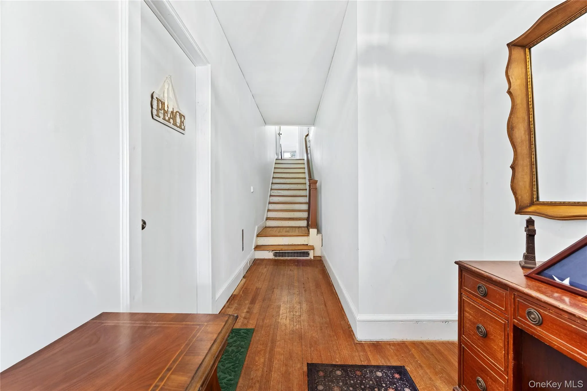 Entry hall. Entry hall.
