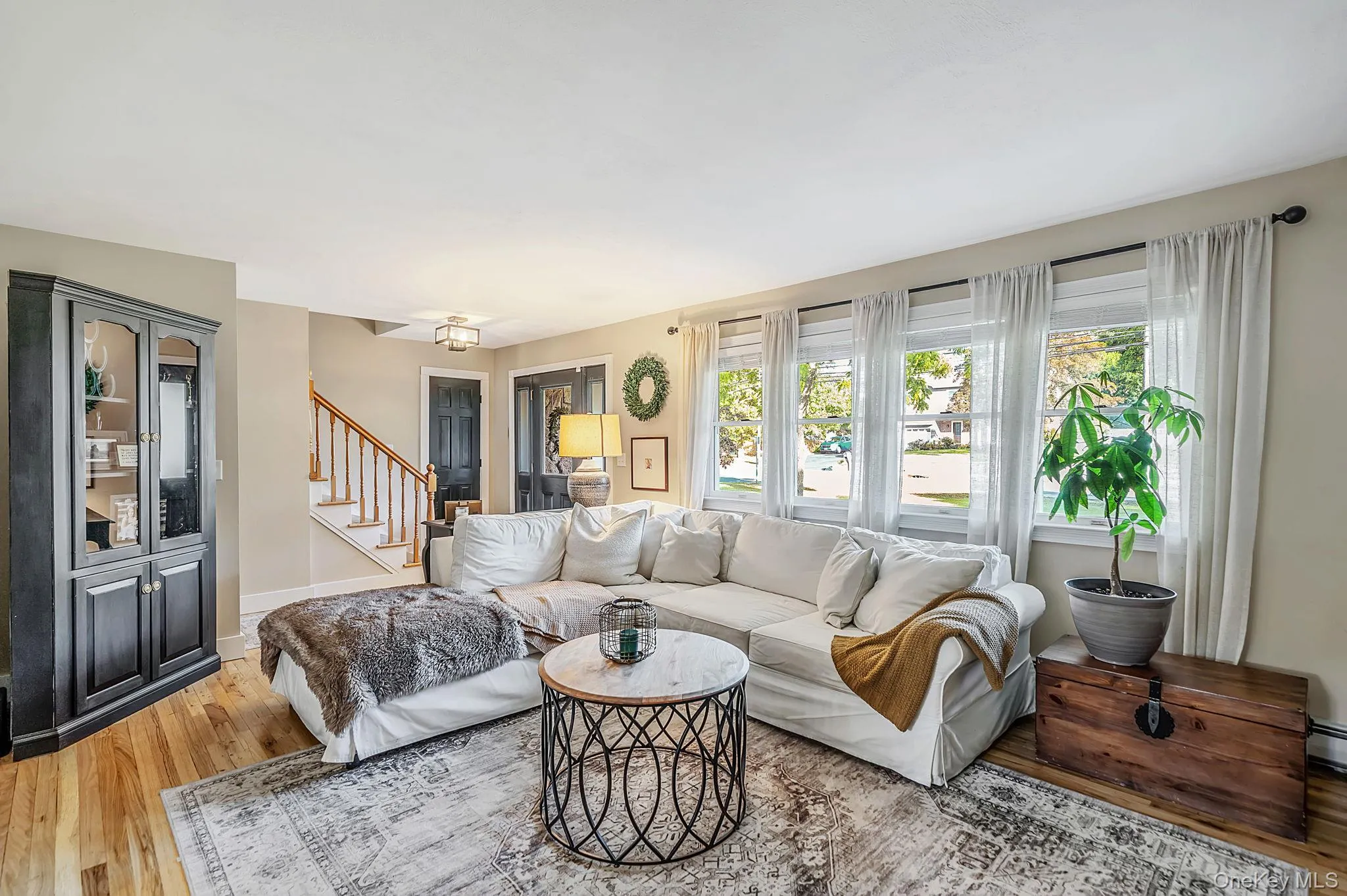 93 Country Road, Brookhaven, NY, 4 Bedrooms Bedrooms, 11 Rooms Rooms,2 BathroomsBathrooms,Residential,For Rent,Country,0,1014757 93 Country Road, Brookhaven, NY, 4 Bedrooms Bedrooms, 11 Rooms Rooms,2 BathroomsBathrooms,Residential,For Rent,Country,0,1014757