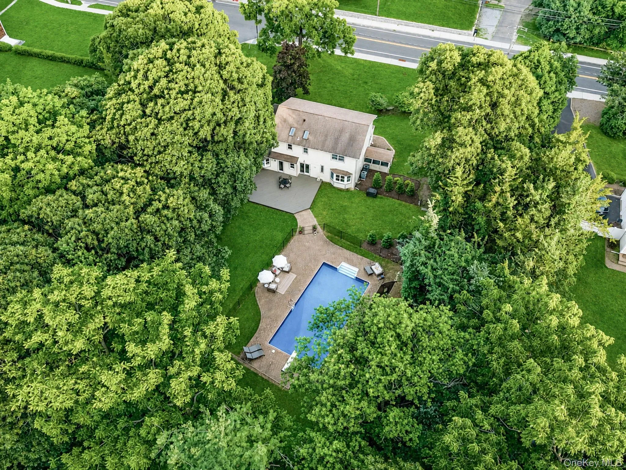 93 Country Road, Brookhaven, NY, 4 Bedrooms Bedrooms, 11 Rooms Rooms,2 BathroomsBathrooms,Residential,For Rent,Country,0,1014757 93 Country Road, Brookhaven, NY, 4 Bedrooms Bedrooms, 11 Rooms Rooms,2 BathroomsBathrooms,Residential,For Rent,Country,0,1014757