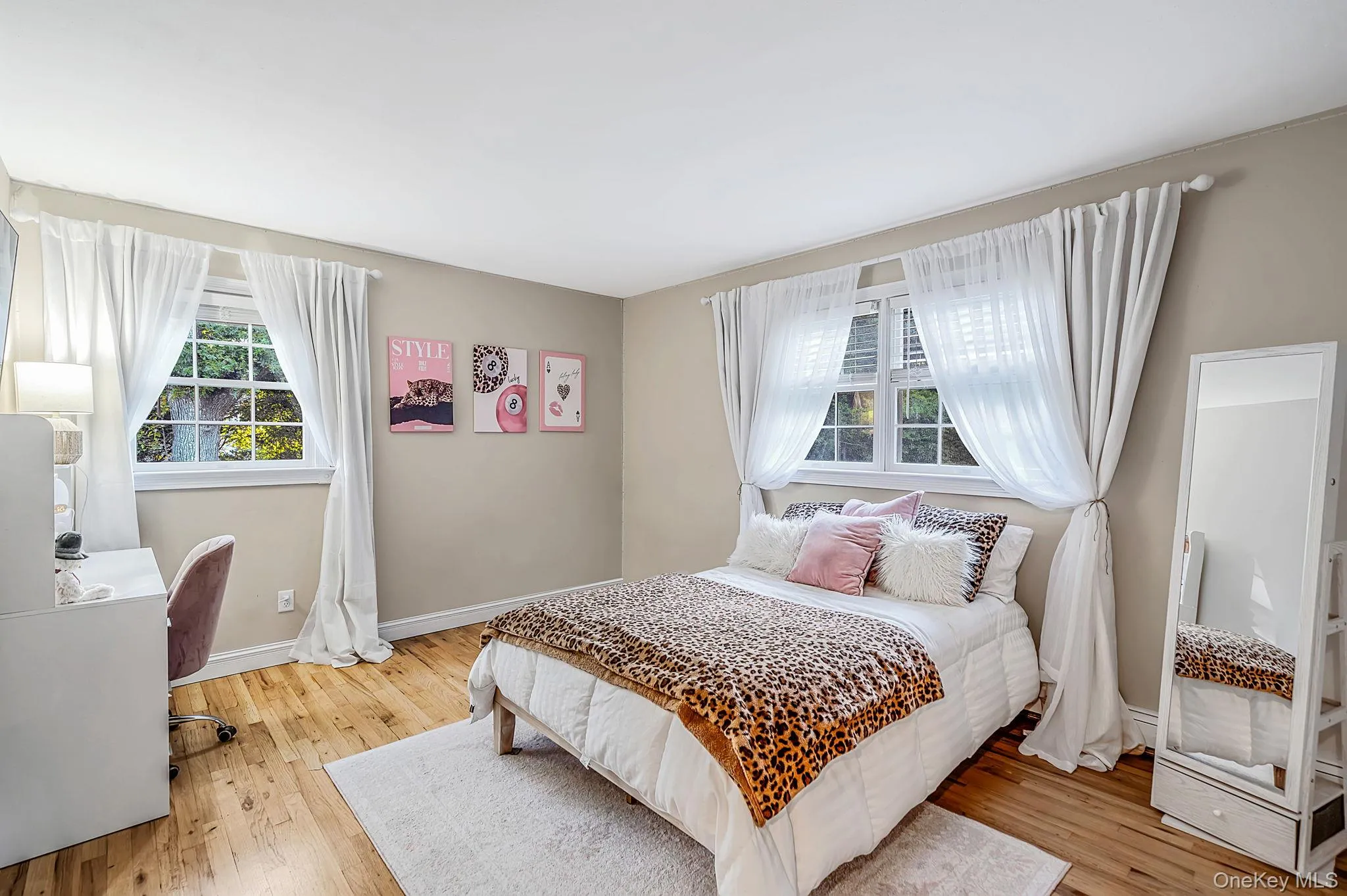 93 Country Road, Brookhaven, NY, 4 Bedrooms Bedrooms, 11 Rooms Rooms,2 BathroomsBathrooms,Residential,For Rent,Country,0,1014757 93 Country Road, Brookhaven, NY, 4 Bedrooms Bedrooms, 11 Rooms Rooms,2 BathroomsBathrooms,Residential,For Rent,Country,0,1014757