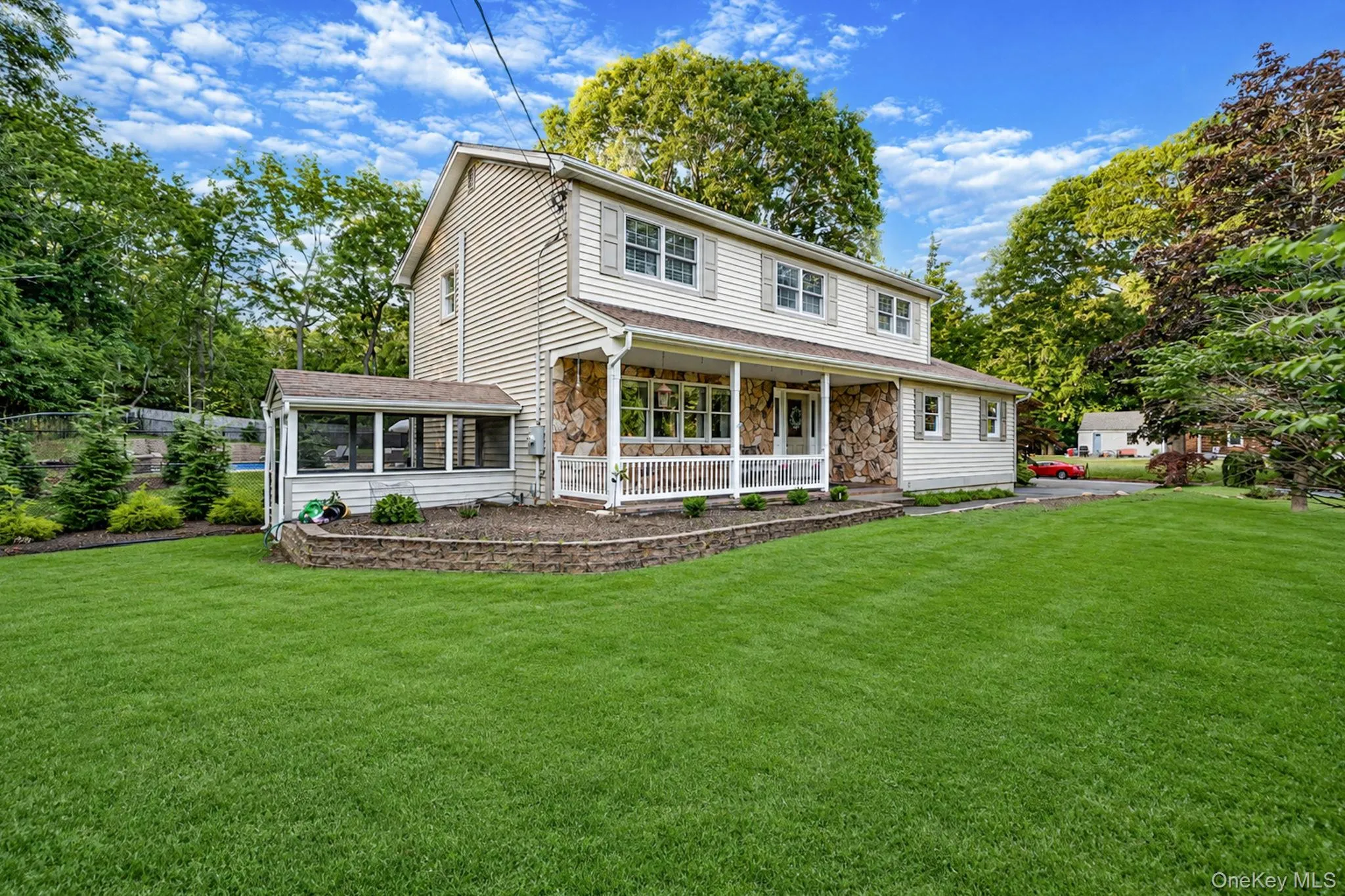 93 Country Road, Brookhaven, NY, 4 Bedrooms Bedrooms, 11 Rooms Rooms,2 BathroomsBathrooms,Residential,For Rent,Country,0,1014757 93 Country Road, Brookhaven, NY, 4 Bedrooms Bedrooms, 11 Rooms Rooms,2 BathroomsBathrooms,Residential,For Rent,Country,0,1014757