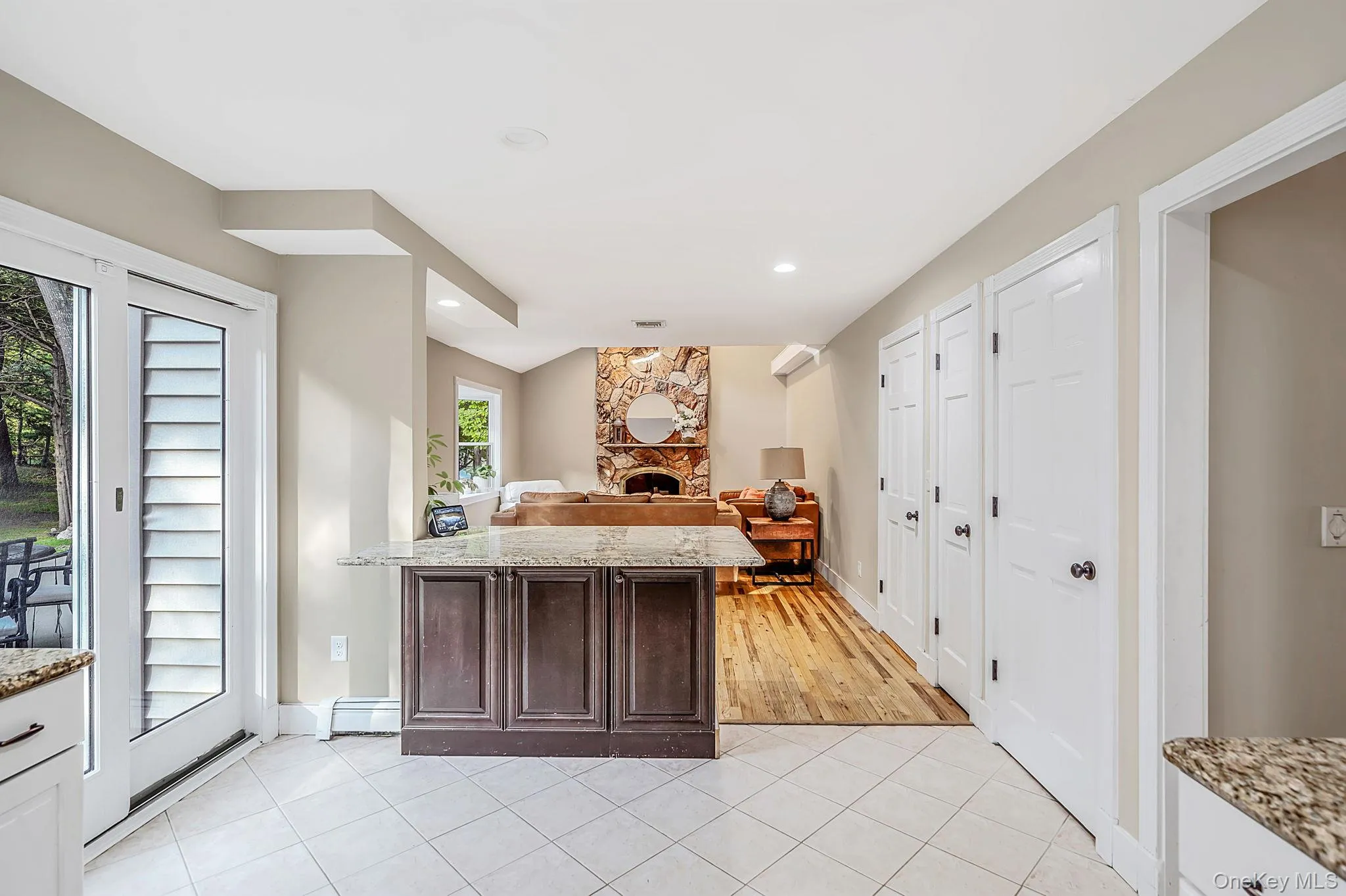93 Country Road, Brookhaven, NY, 4 Bedrooms Bedrooms, 11 Rooms Rooms,2 BathroomsBathrooms,Residential,For Rent,Country,0,1014757 93 Country Road, Brookhaven, NY, 4 Bedrooms Bedrooms, 11 Rooms Rooms,2 BathroomsBathrooms,Residential,For Rent,Country,0,1014757