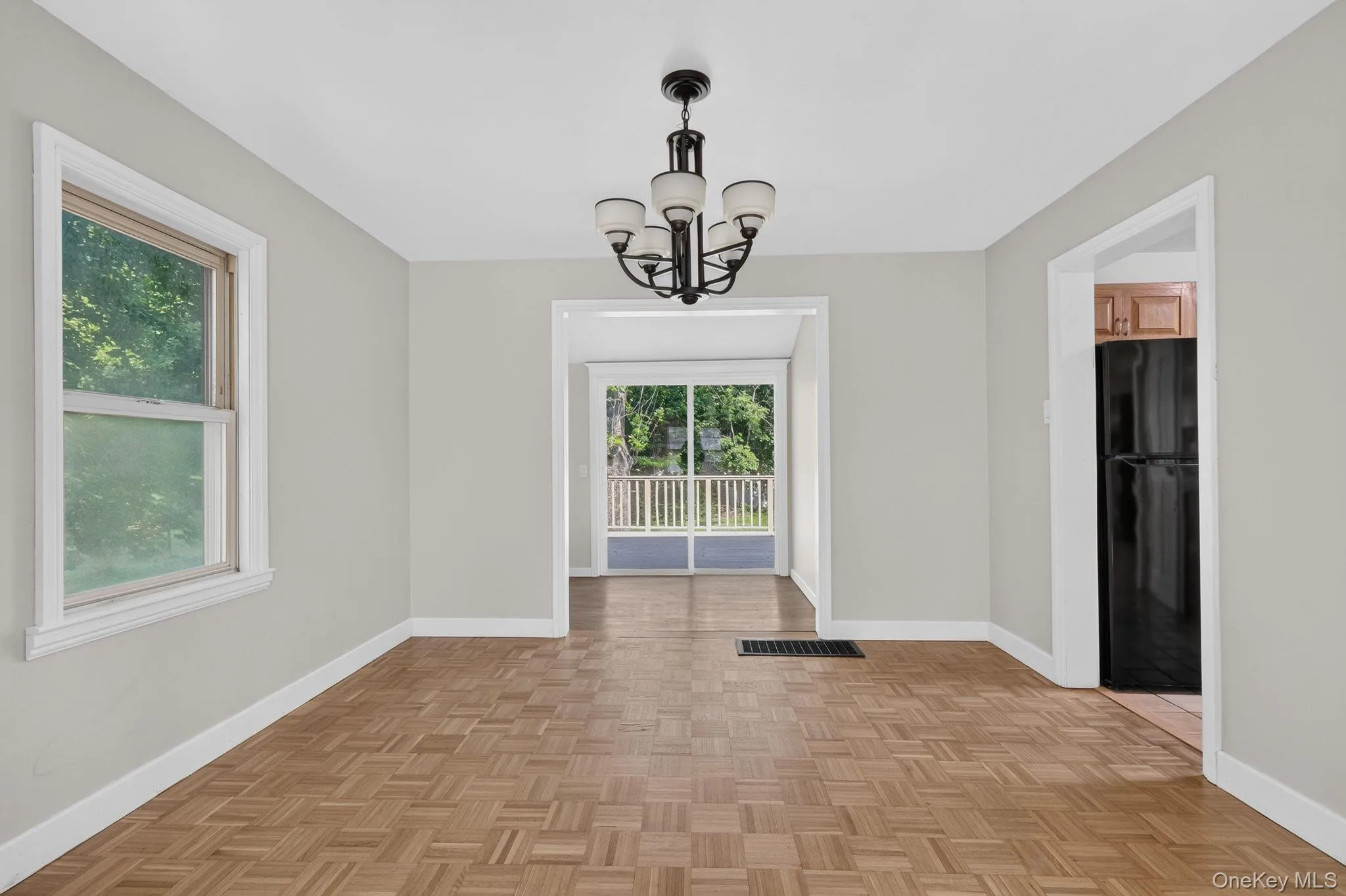 196 Cottage Street, Middletown, NY, 3 Bedrooms Bedrooms, 8 Rooms Rooms,1 BathroomBathrooms,Residential,For Rent,Cottage,0,1014761 196 Cottage Street, Middletown, NY, 3 Bedrooms Bedrooms, 8 Rooms Rooms,1 BathroomBathrooms,Residential,For Rent,Cottage,0,1014761