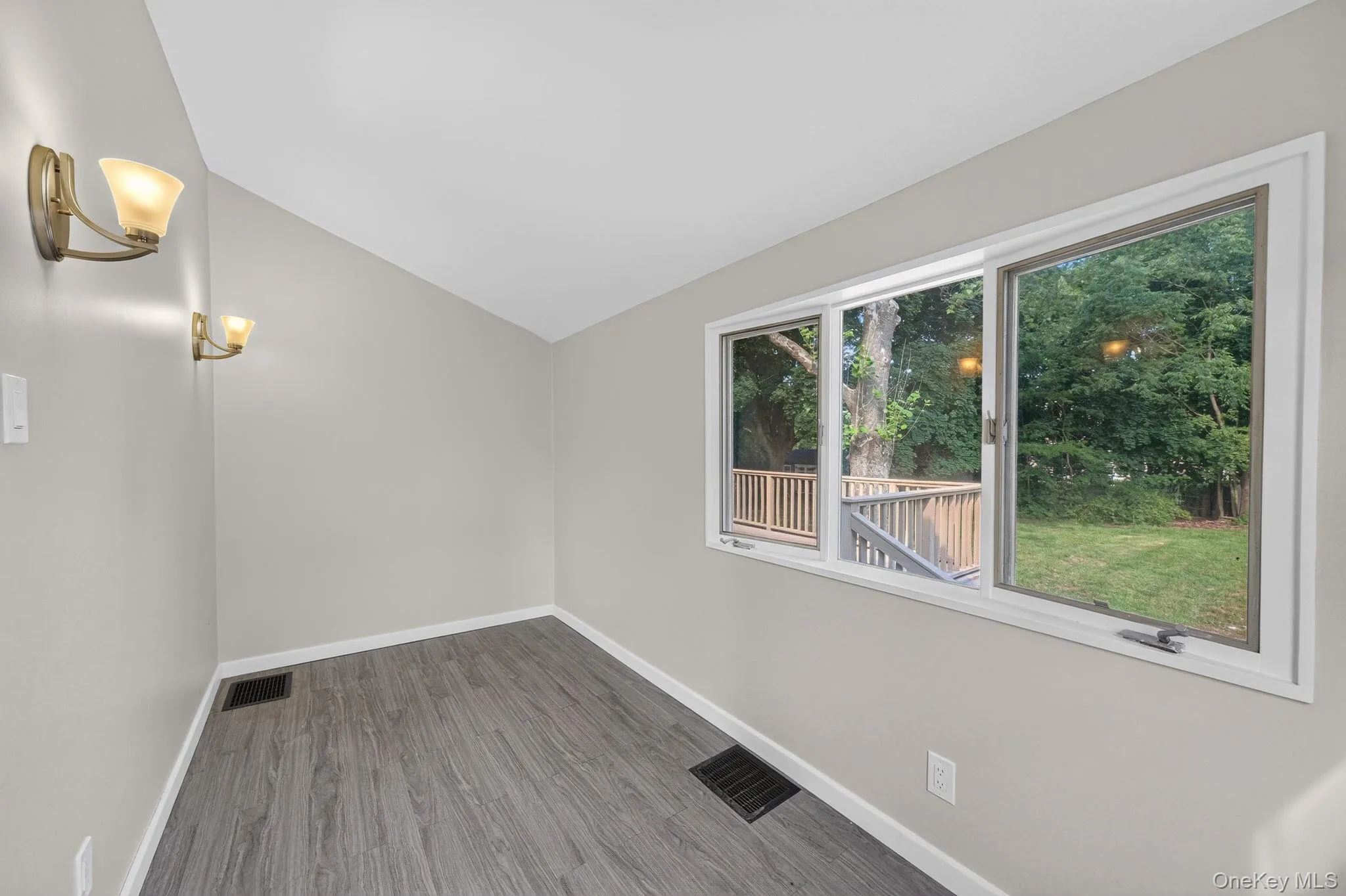 196 Cottage Street, Middletown, NY, 3 Bedrooms Bedrooms, 8 Rooms Rooms,1 BathroomBathrooms,Residential,For Rent,Cottage,0,1014761 196 Cottage Street, Middletown, NY, 3 Bedrooms Bedrooms, 8 Rooms Rooms,1 BathroomBathrooms,Residential,For Rent,Cottage,0,1014761